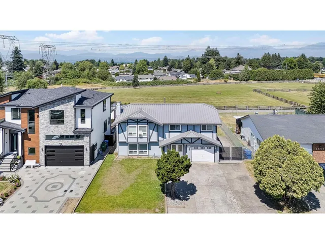 32745 OKANAGAN DRIVE, Abbotsford 2