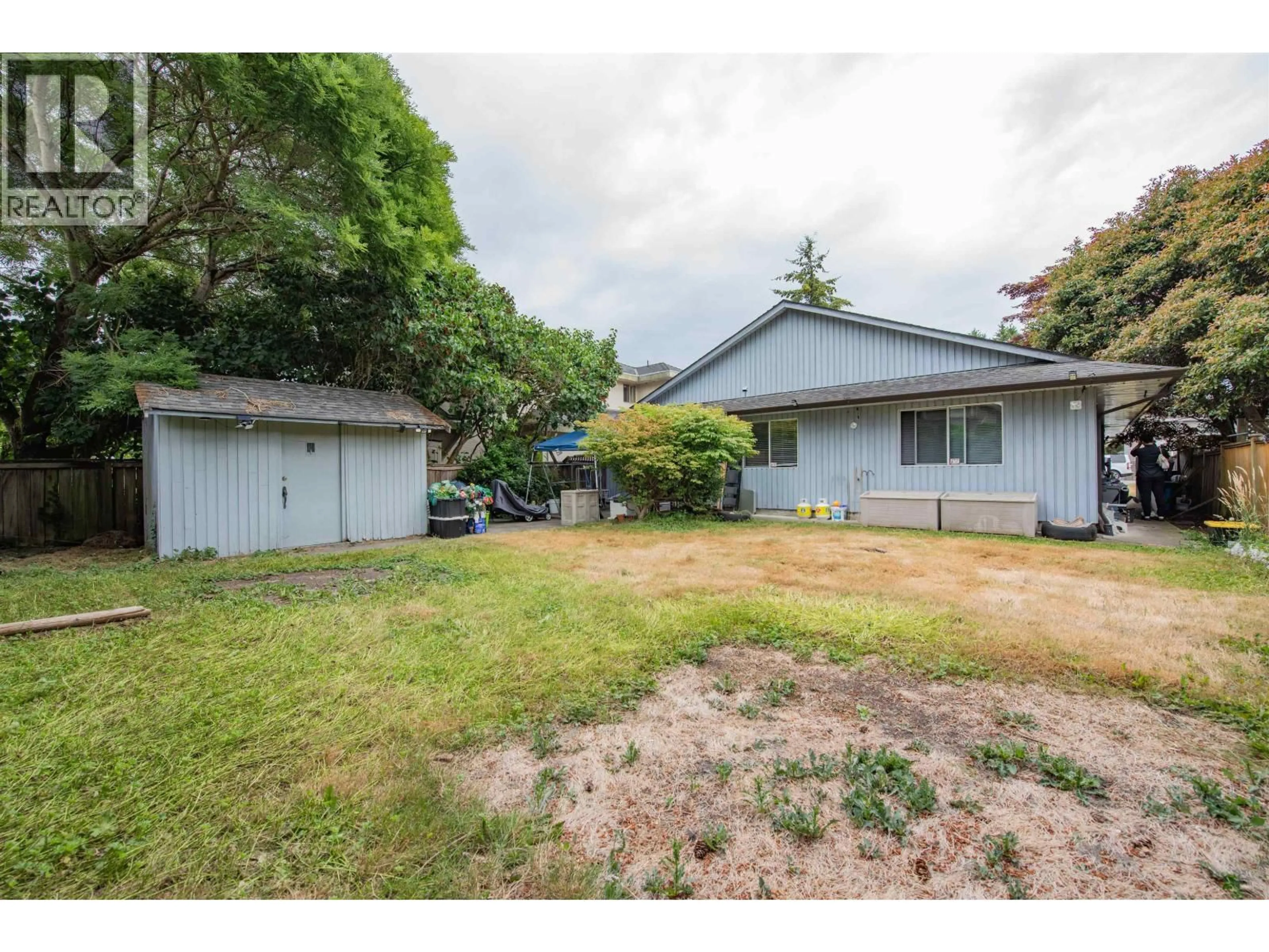 A pic from outside/outdoor area/front of a property/back of a property/a pic from drone, street for 7231 LUCAS ROAD, Richmond British Columbia V6Y1E8