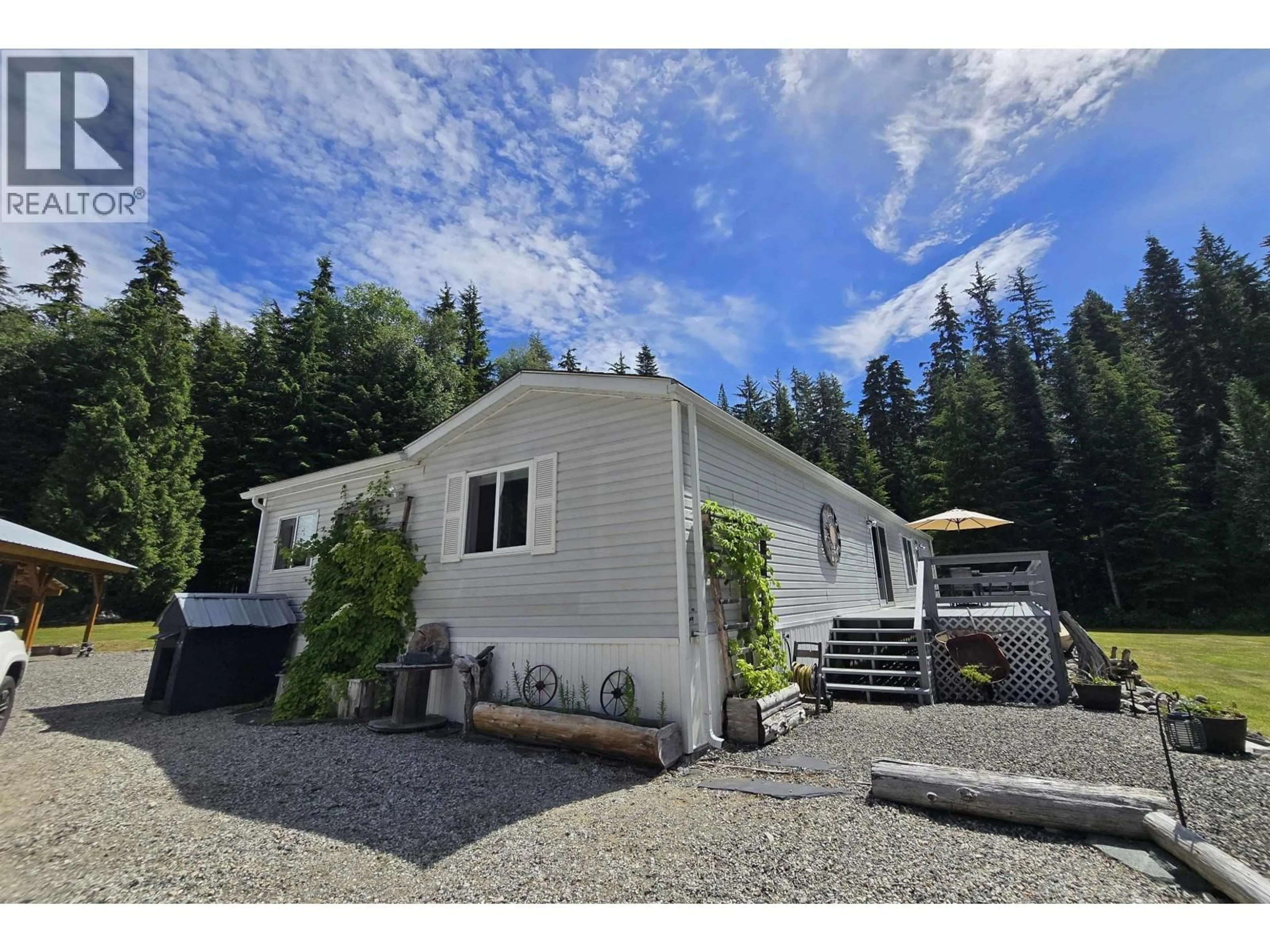 Home with vinyl exterior material, unknown for 2490 KRESTON STREET, Terrace British Columbia V8G0G2