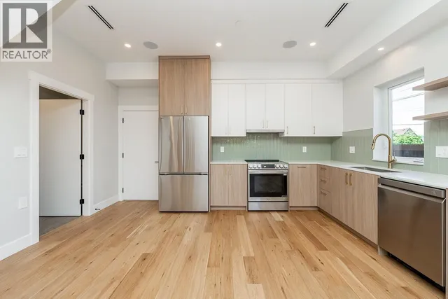 2 - 678 22ND AVENUE, Vancouver 2
