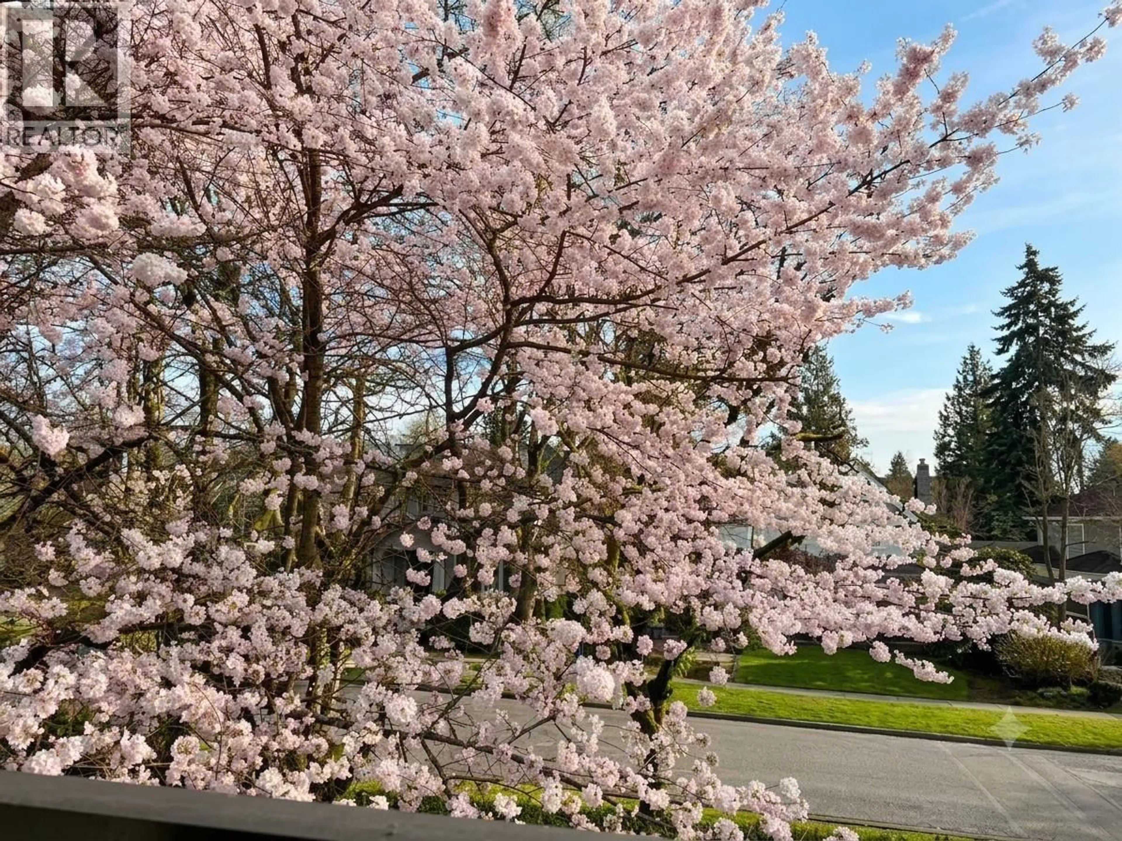 Unknown for 2599 36TH AVENUE, Vancouver British Columbia V6N2P6