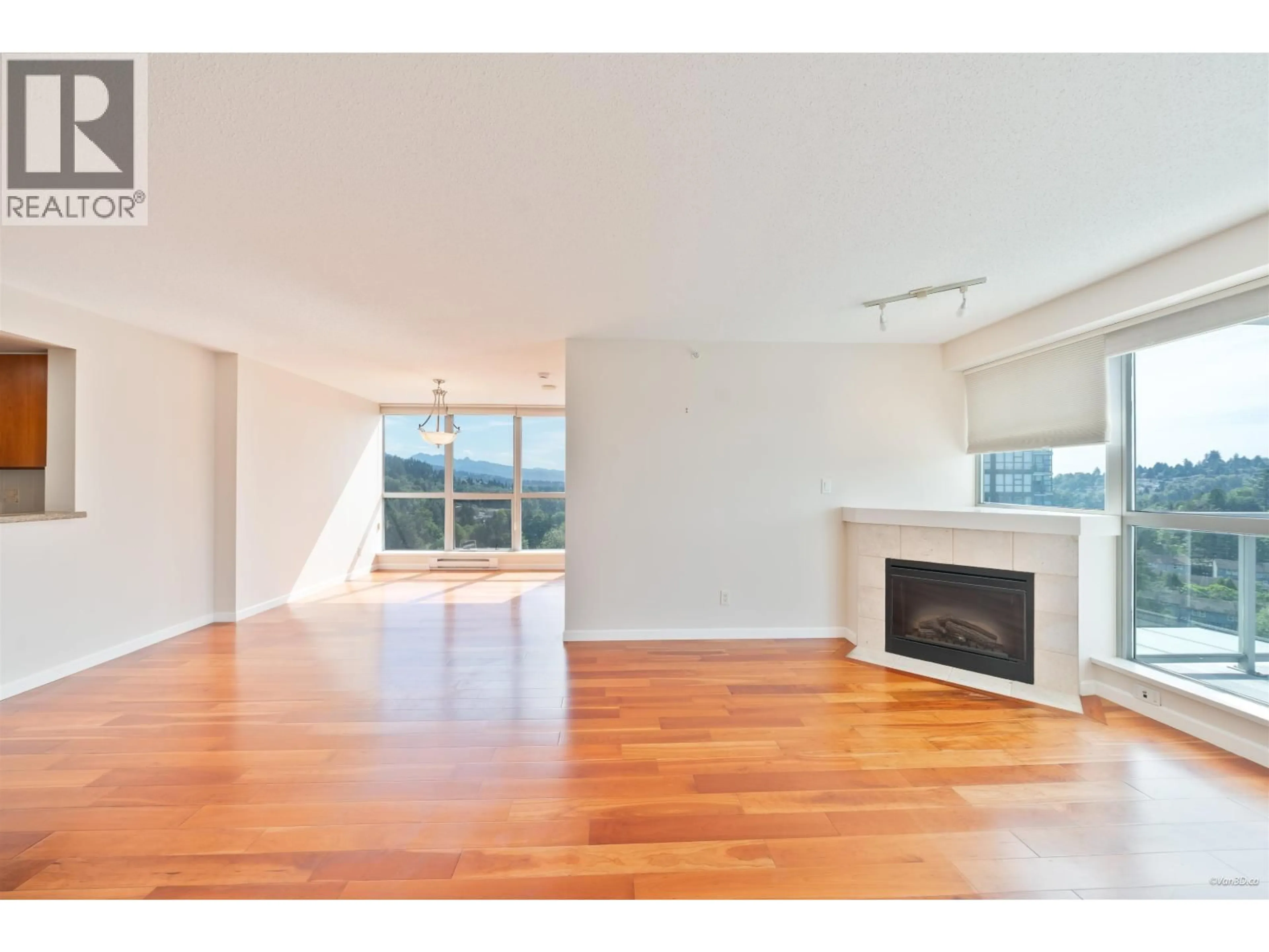 Unknown for 2102 - 290 NEWPORT DRIVE, Port Moody British Columbia V3H5N2