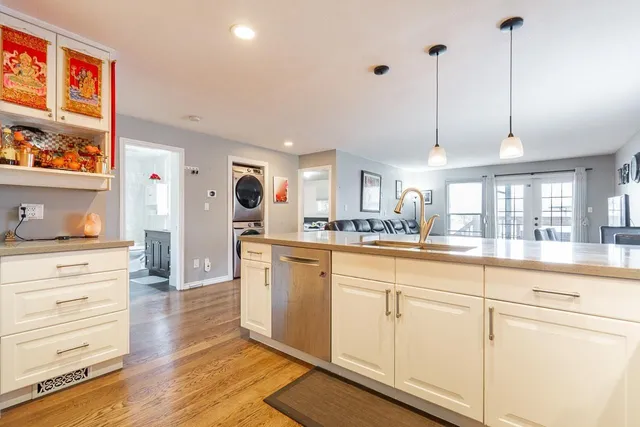 2262 WILLOUGHBY WAY, Langley 3