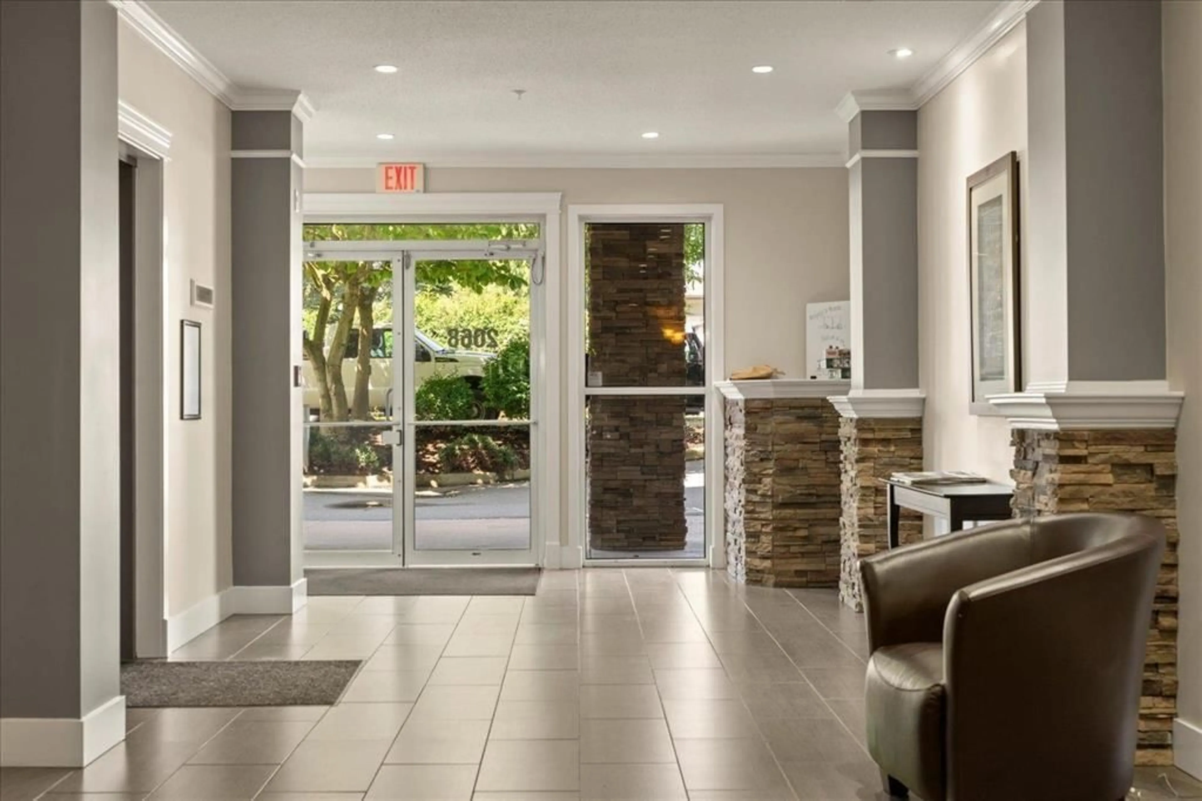 Lobby for 308 - 2068 SANDALWOOD CRESCENT, Abbotsford British Columbia V2S3H6