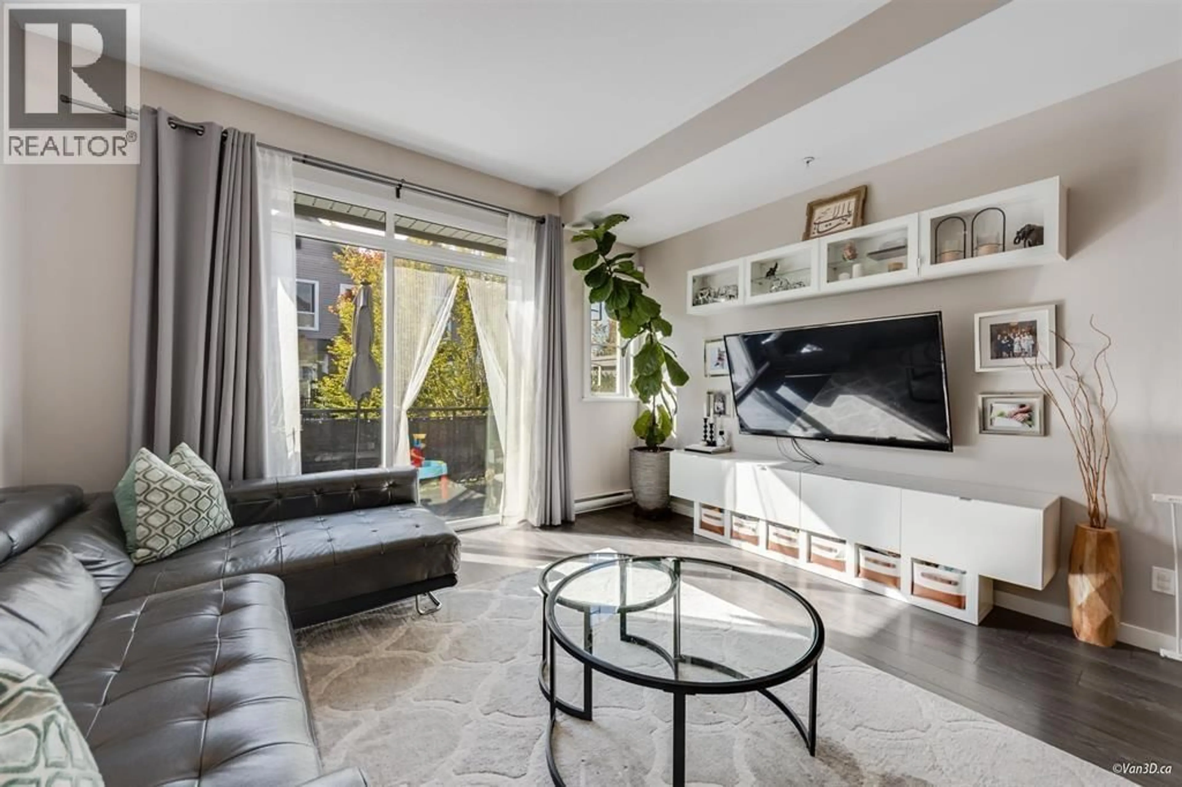 Living room with furniture, unknown for 18 - 2358 RANGER LANE, Port Coquitlam British Columbia V3B0L5