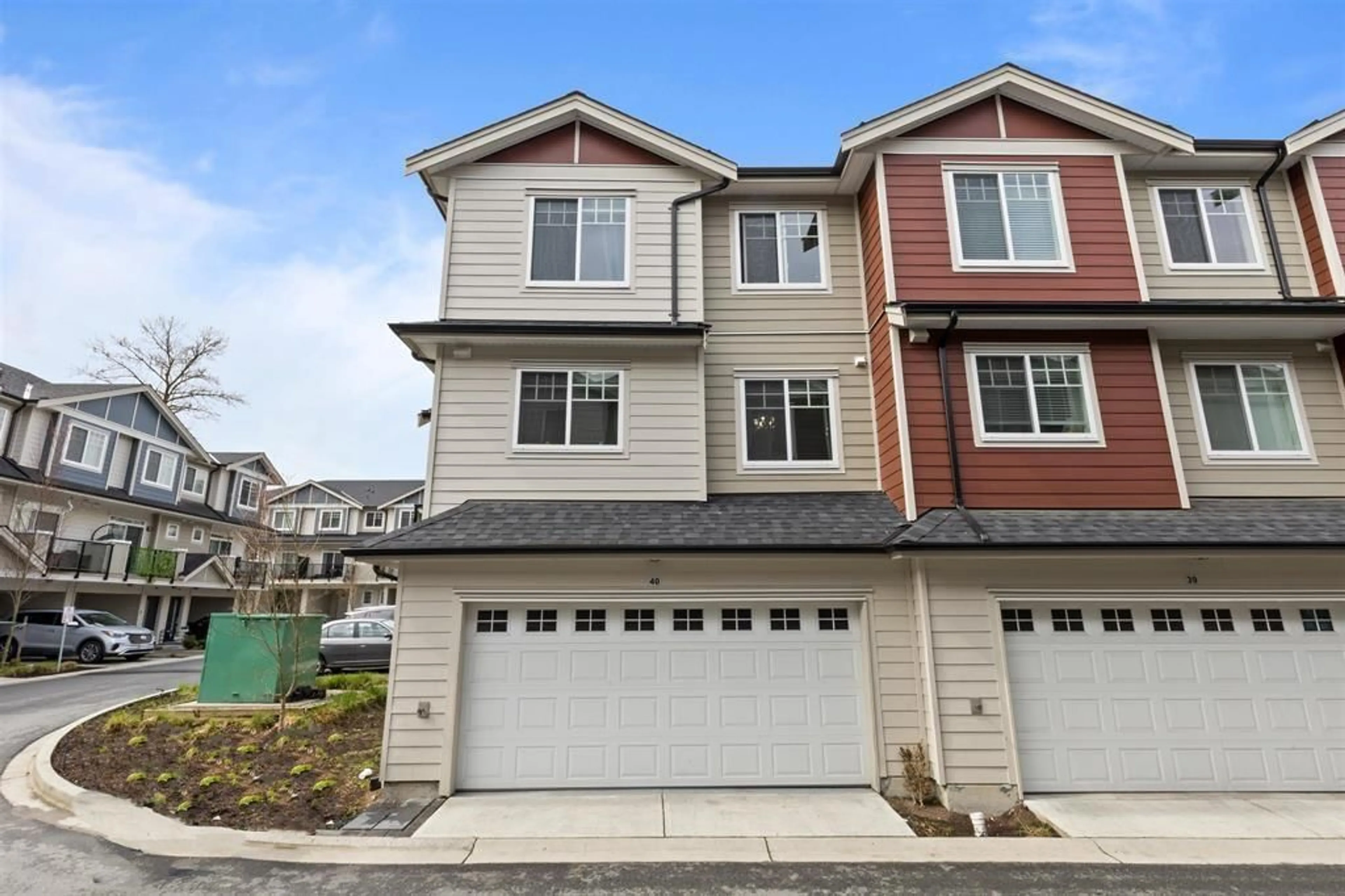 Home with vinyl exterior material, street for 40 - 13898 64 AVENUE, Surrey British Columbia V3W1L6