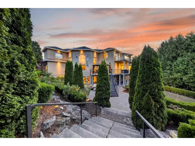 2988 163 STREET, Surrey 5