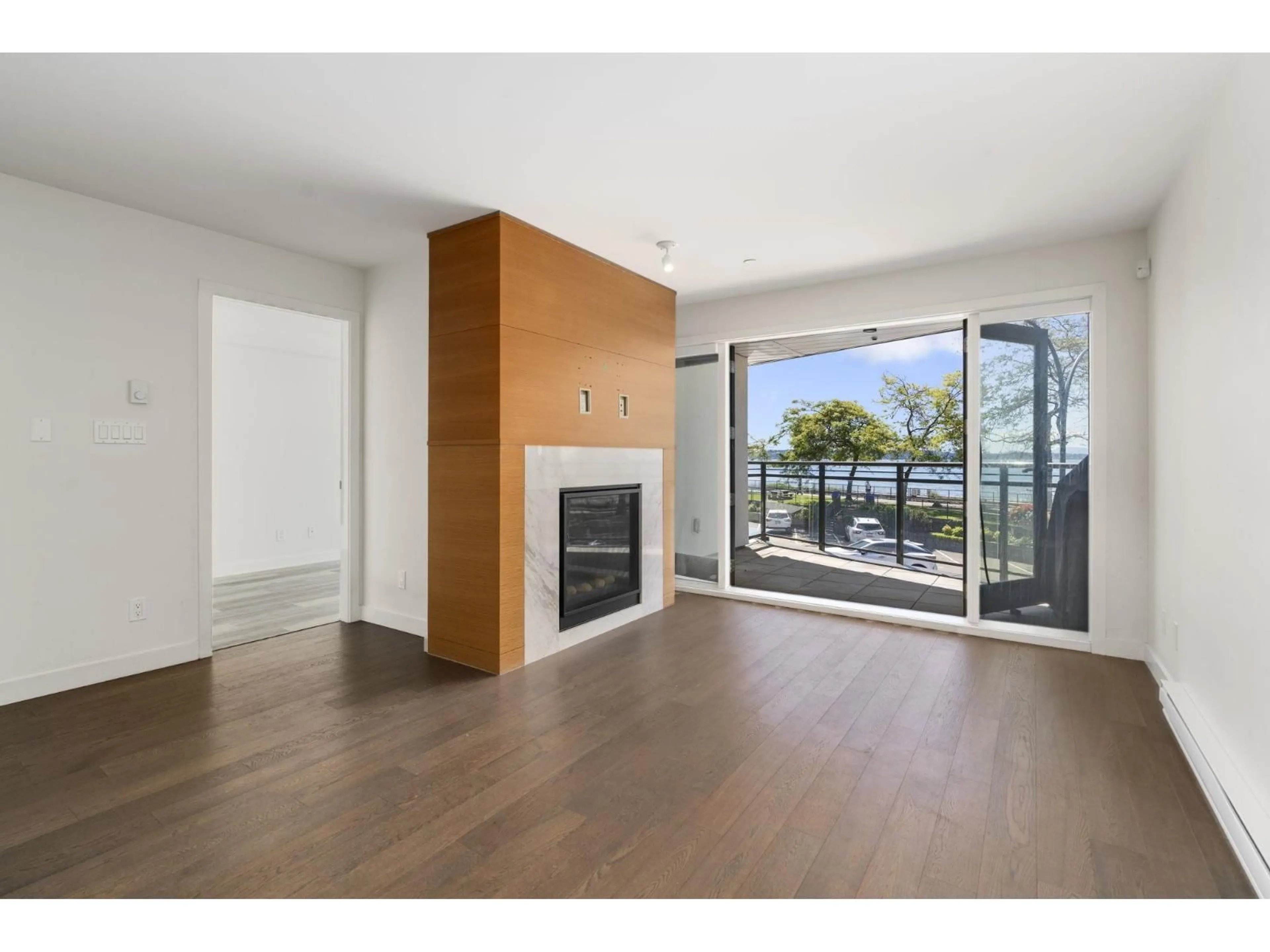 Unknown for 203 - 1150 OXFORD STREET, White Rock British Columbia V4B1C1