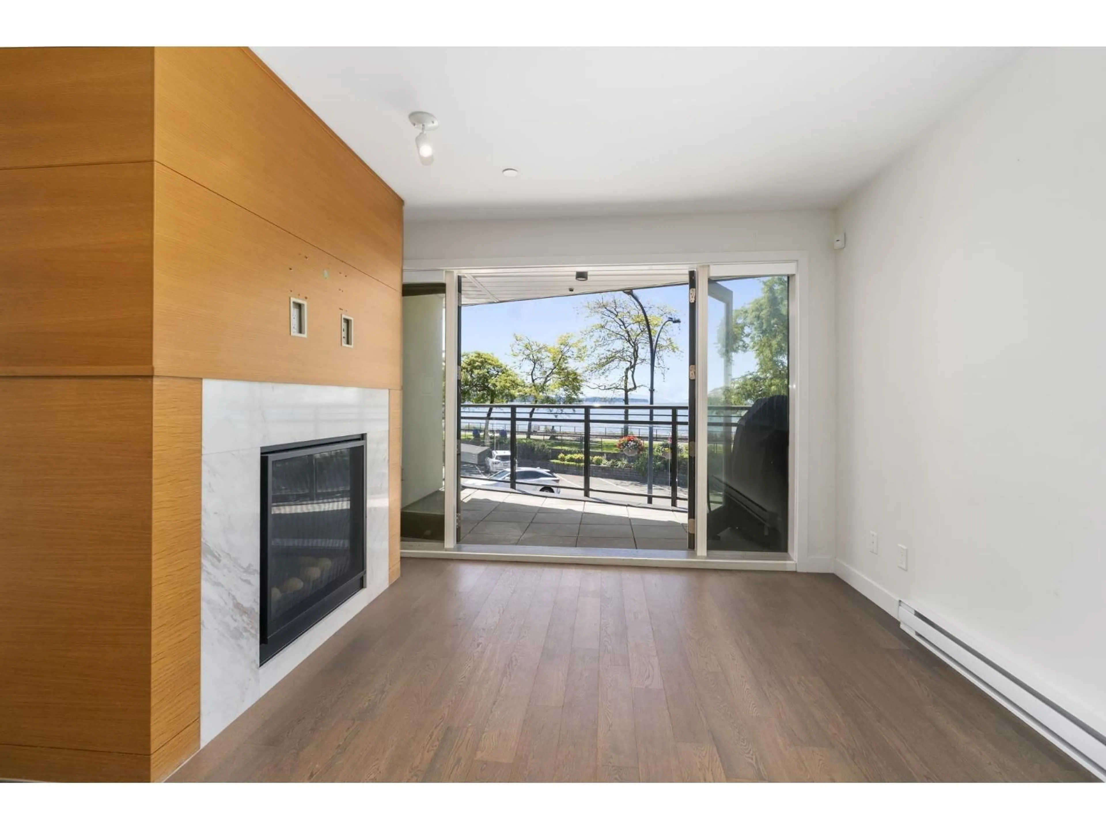 Unknown for 203 - 1150 OXFORD STREET, White Rock British Columbia V4B1C1