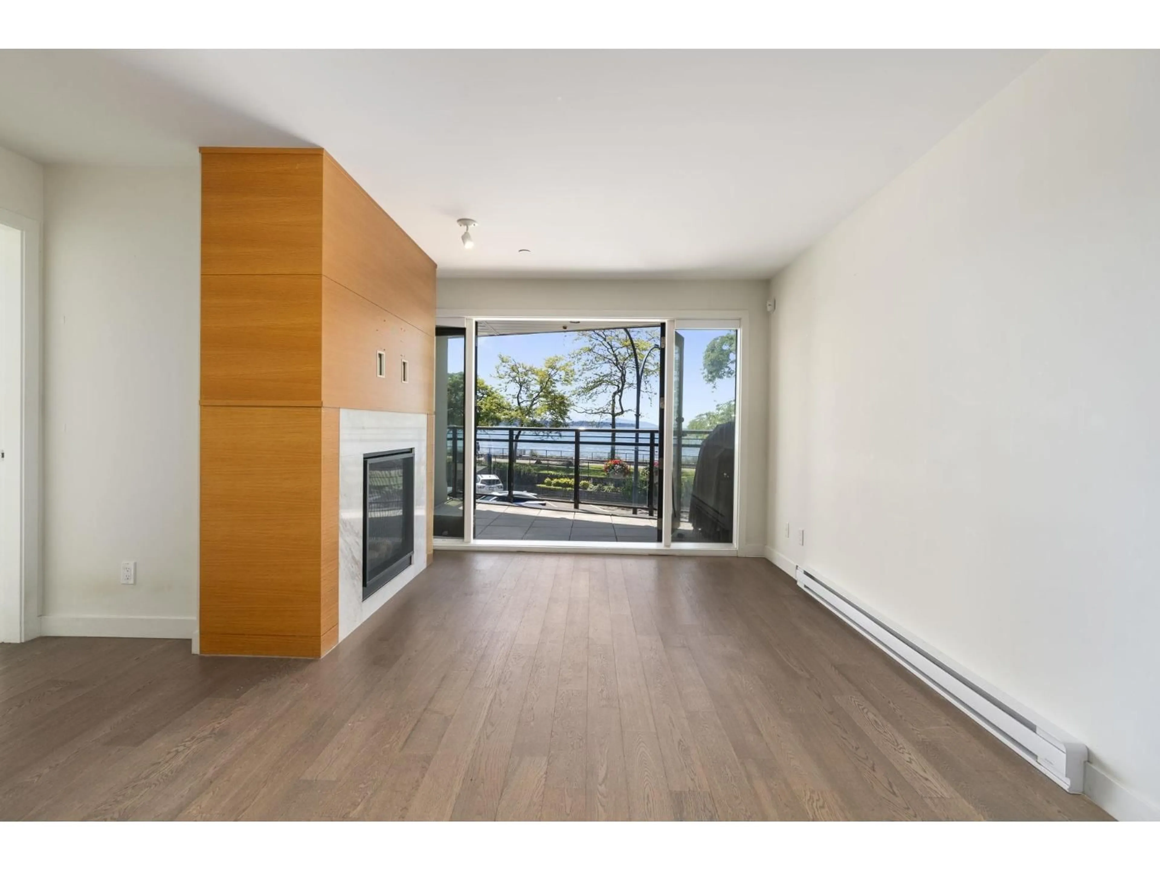 Unknown for 203 - 1150 OXFORD STREET, White Rock British Columbia V4B1C1