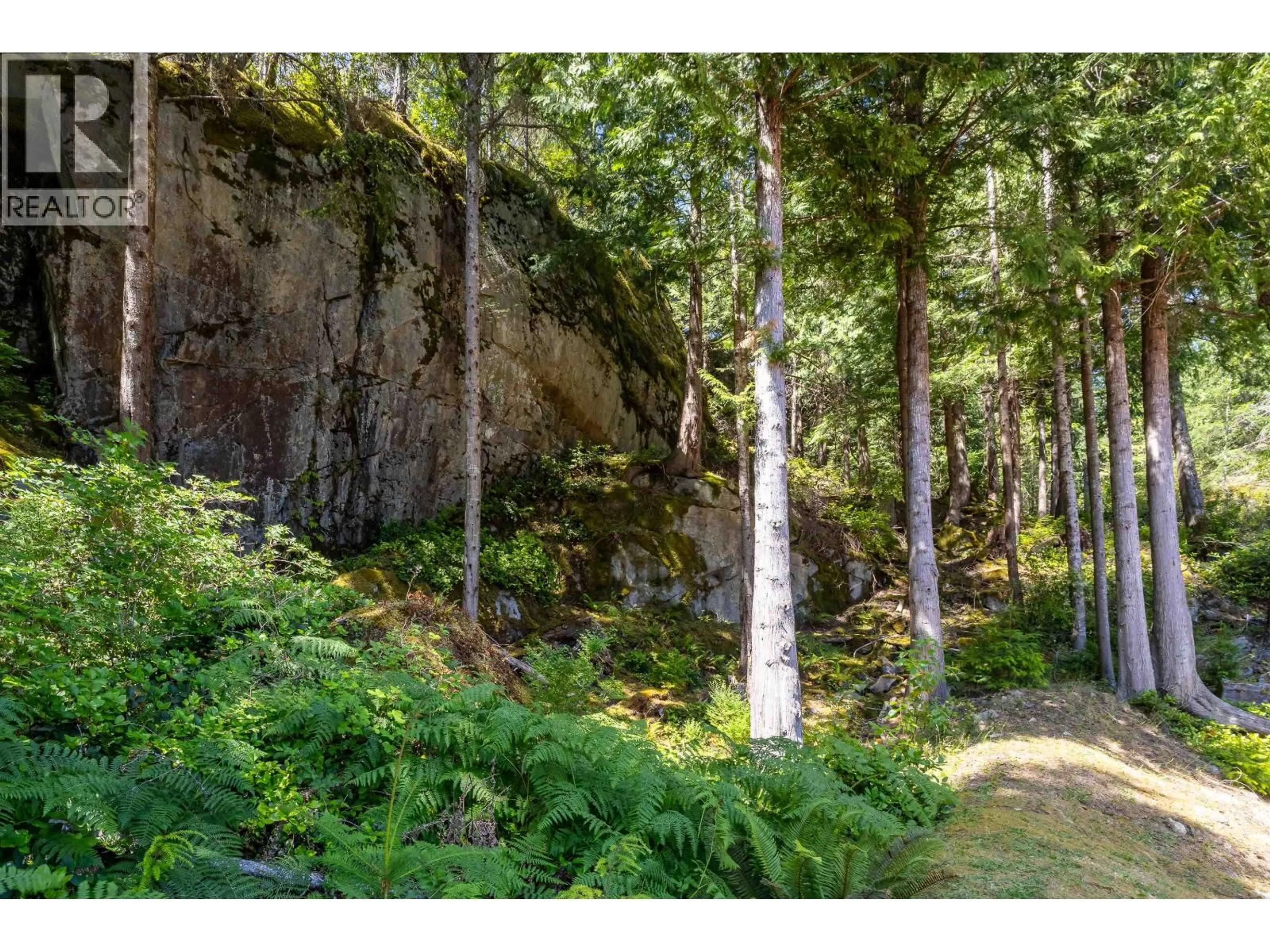 Unknown for 5823 LEANING TREE ROAD, Halfmoon Bay British Columbia V7Z1C2