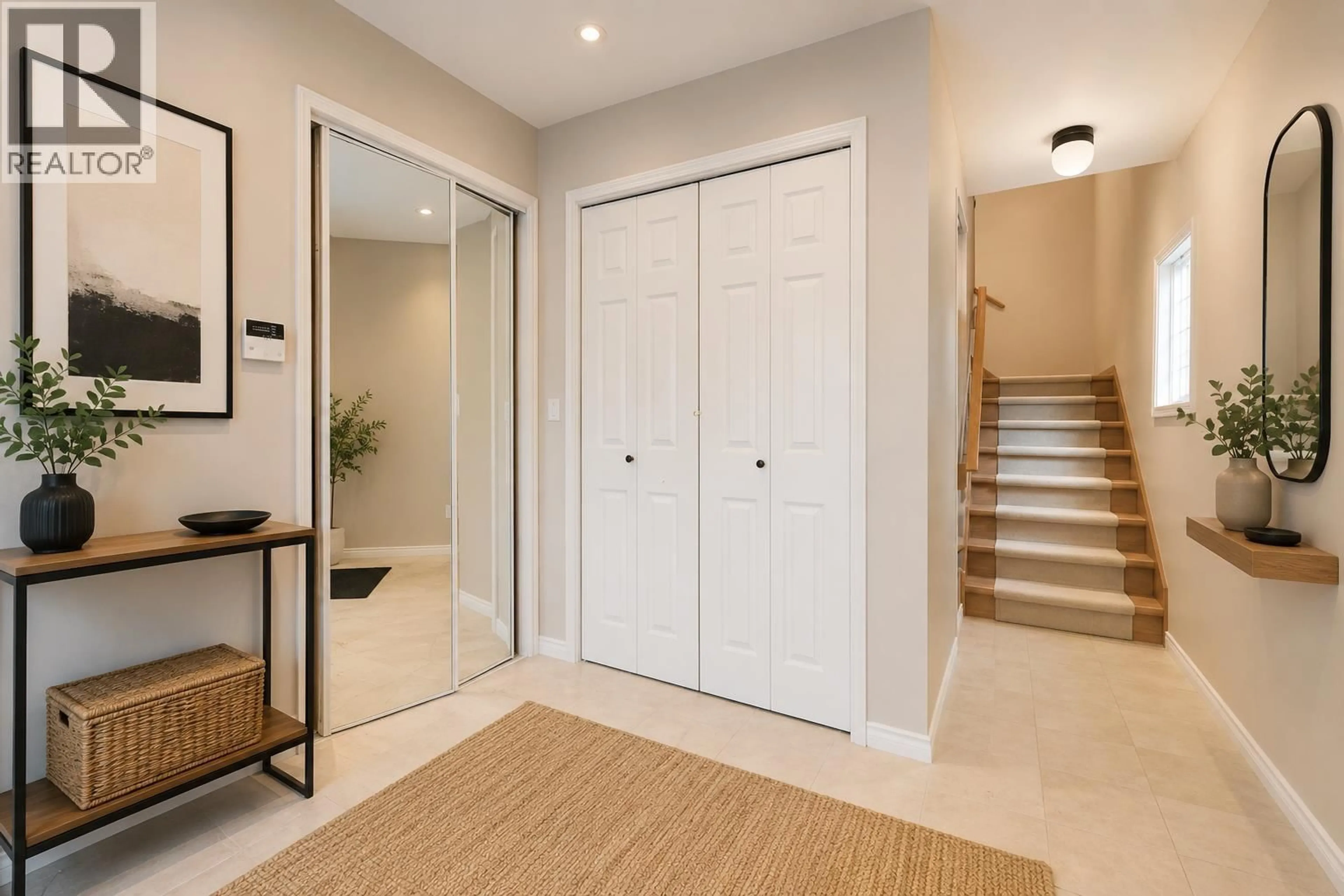 Indoor entryway for 4885 BALDWIN STREET, Vancouver British Columbia V5N5B8