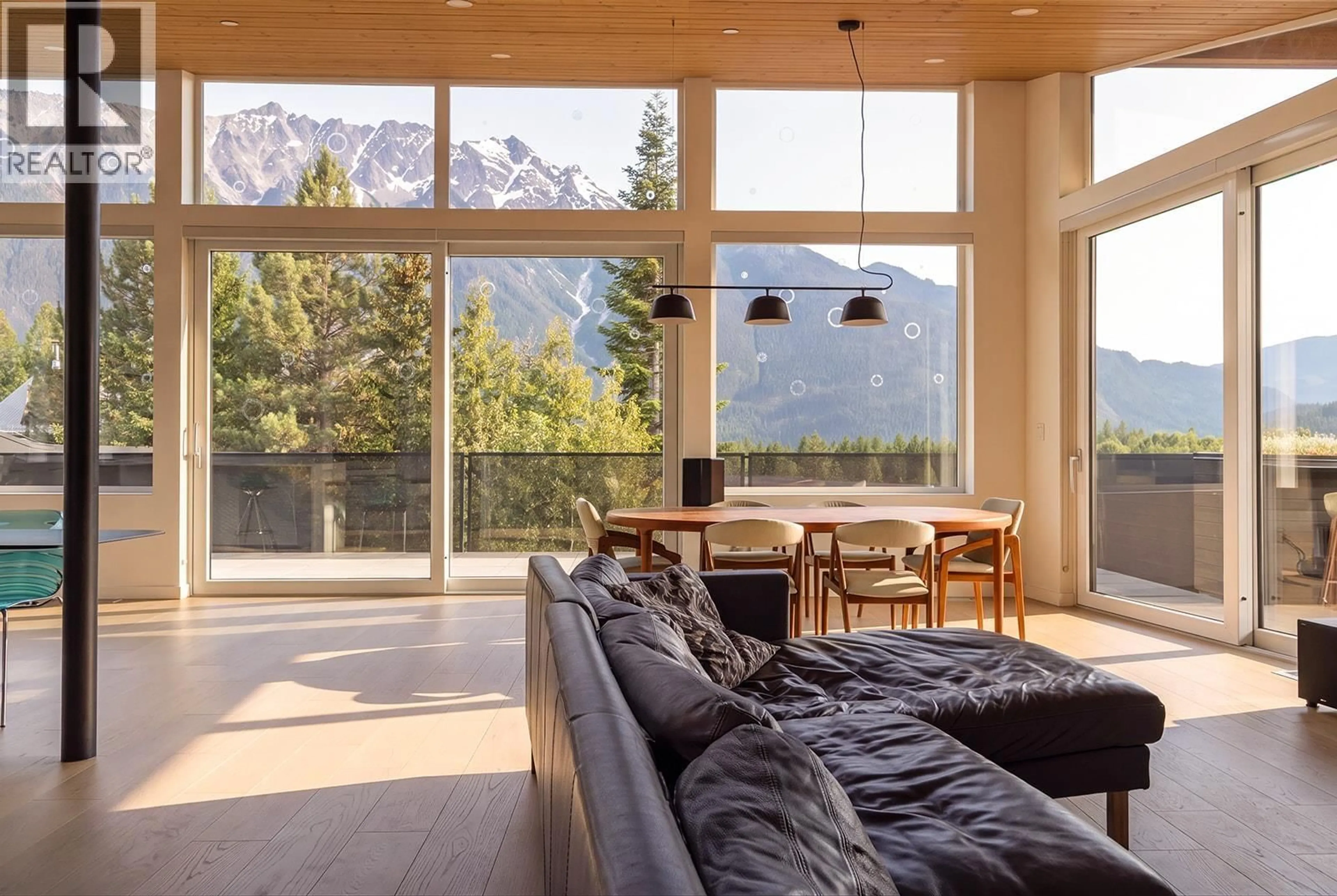 Living room with furniture, unknown for 1764 PINEWOOD DRIVE, Pemberton British Columbia V0N2L3
