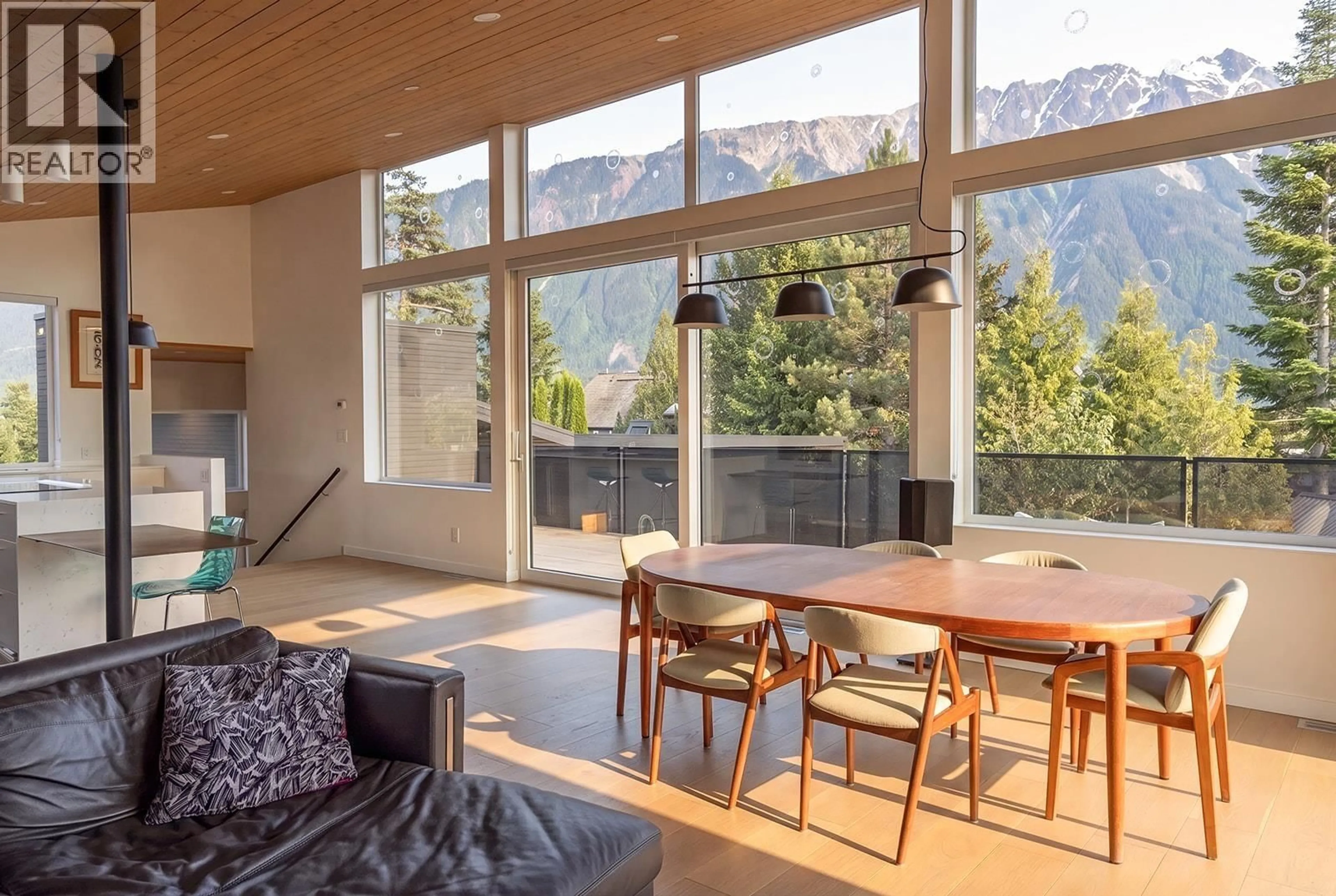 Unknown for 1764 PINEWOOD DRIVE, Pemberton British Columbia V0N2L3