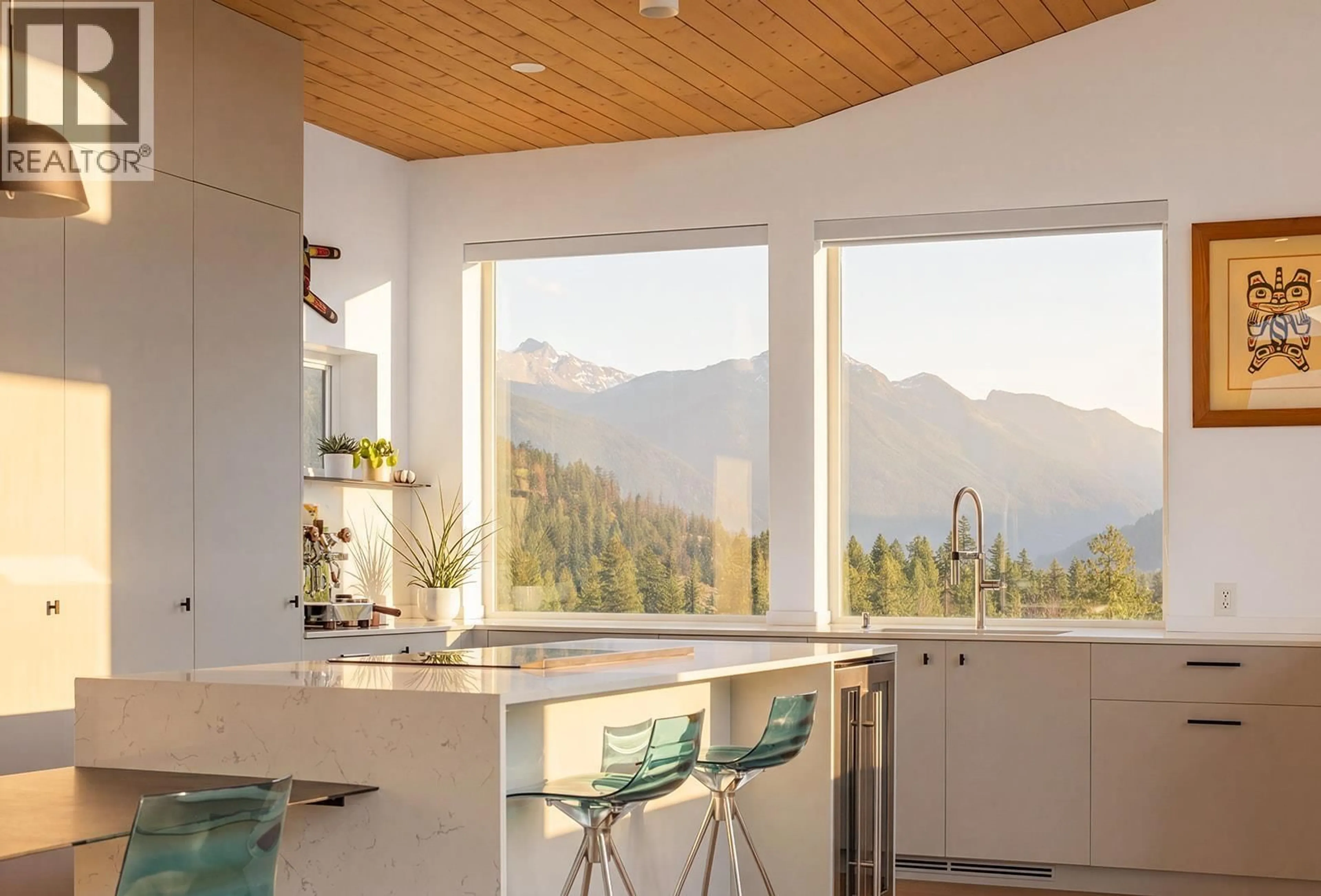 Unknown for 1764 PINEWOOD DRIVE, Pemberton British Columbia V0N2L3