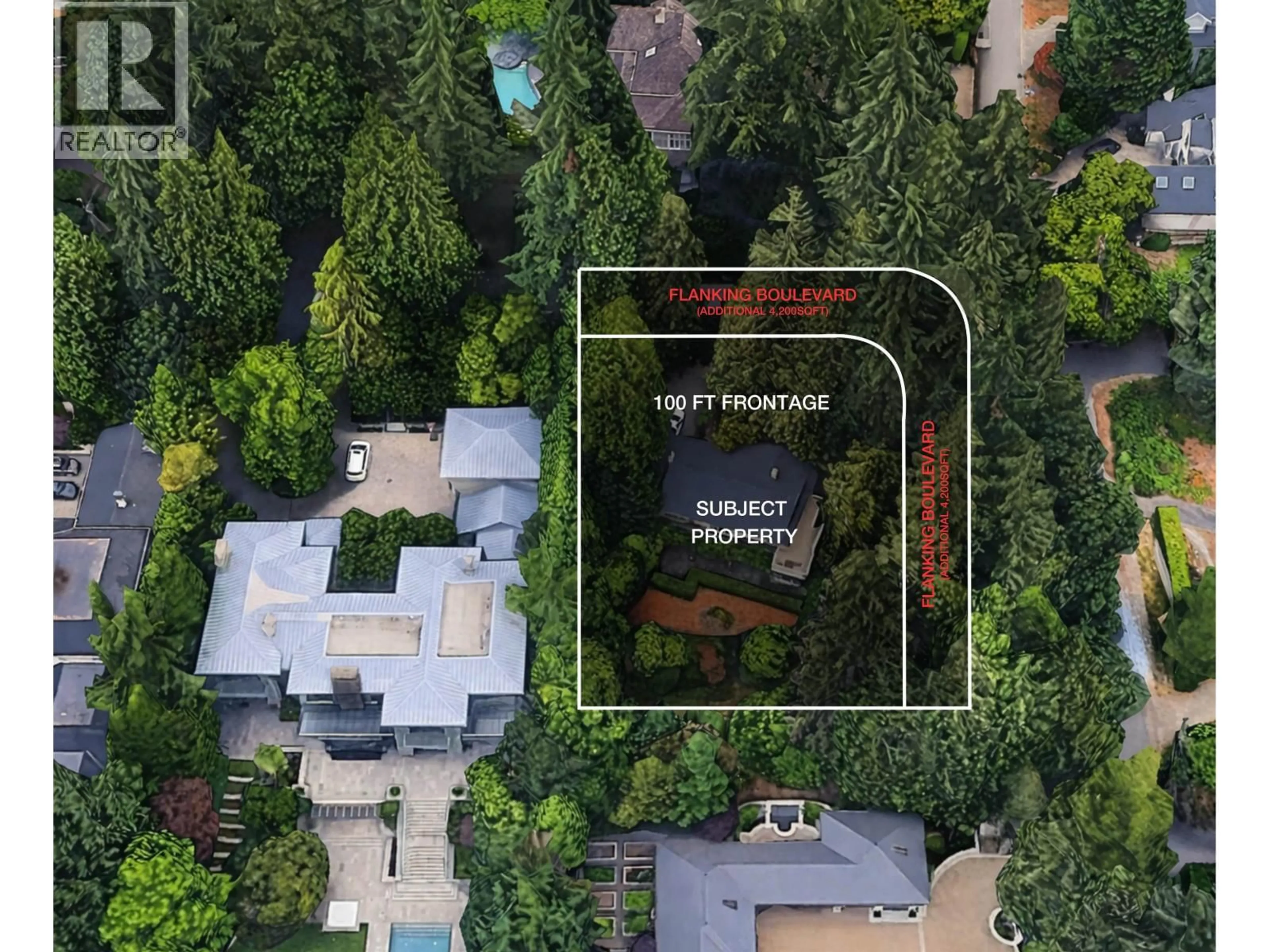 A pic from outside/outdoor area/front of a property/back of a property/a pic from drone, forest/trees view for 2912 ROSEBERY AVENUE, West Vancouver British Columbia V7V3A6
