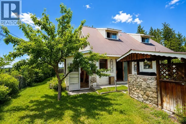 3797 DODGE ROAD, Lac La Hache 4