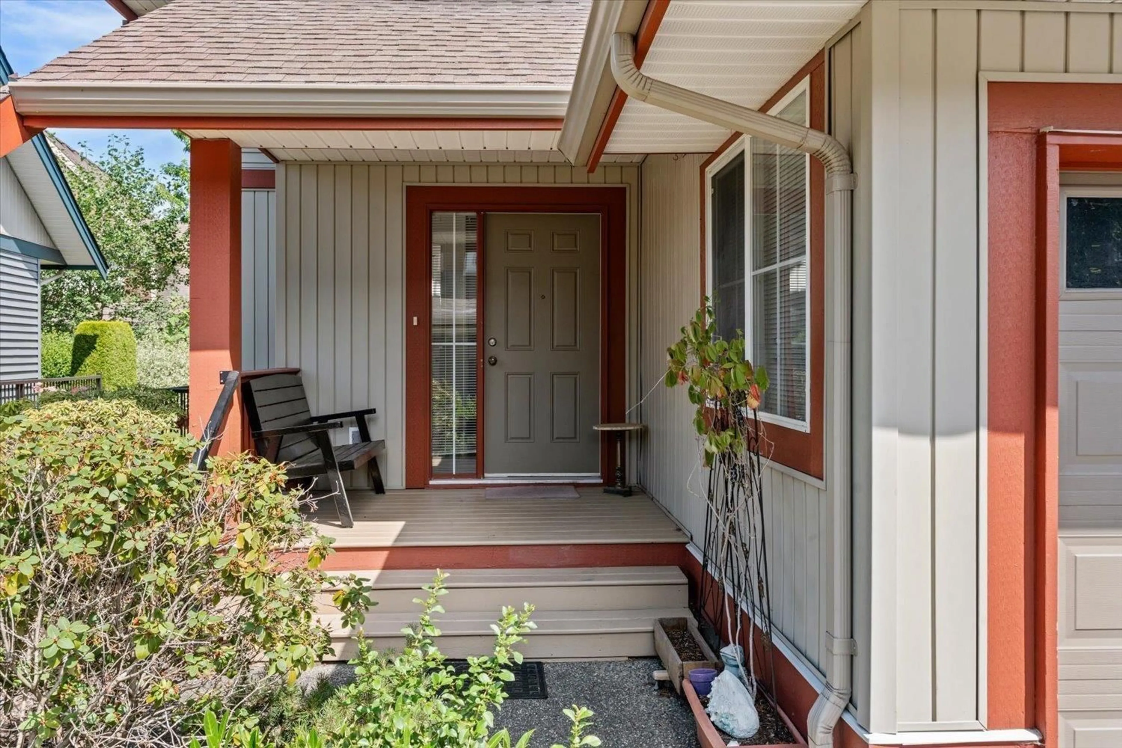 Home with vinyl exterior material, street for 35 - 45545 TAMIHI WAY, Chilliwack British Columbia V2R0G2
