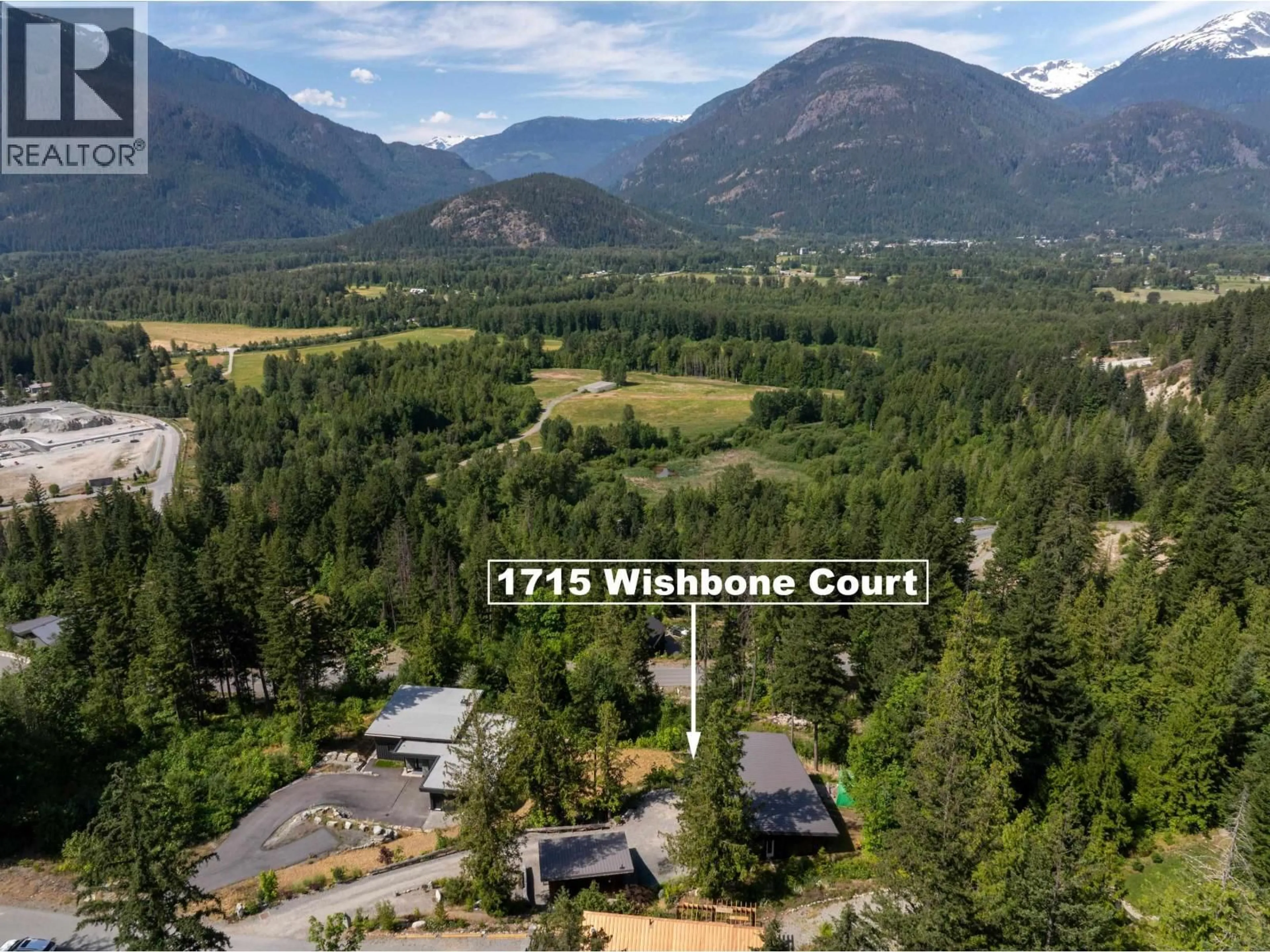 A pic from outside/outdoor area/front of a property/back of a property/a pic from drone, unknown for 1715 WISHBONE COURT, Pemberton British Columbia V0N2L3
