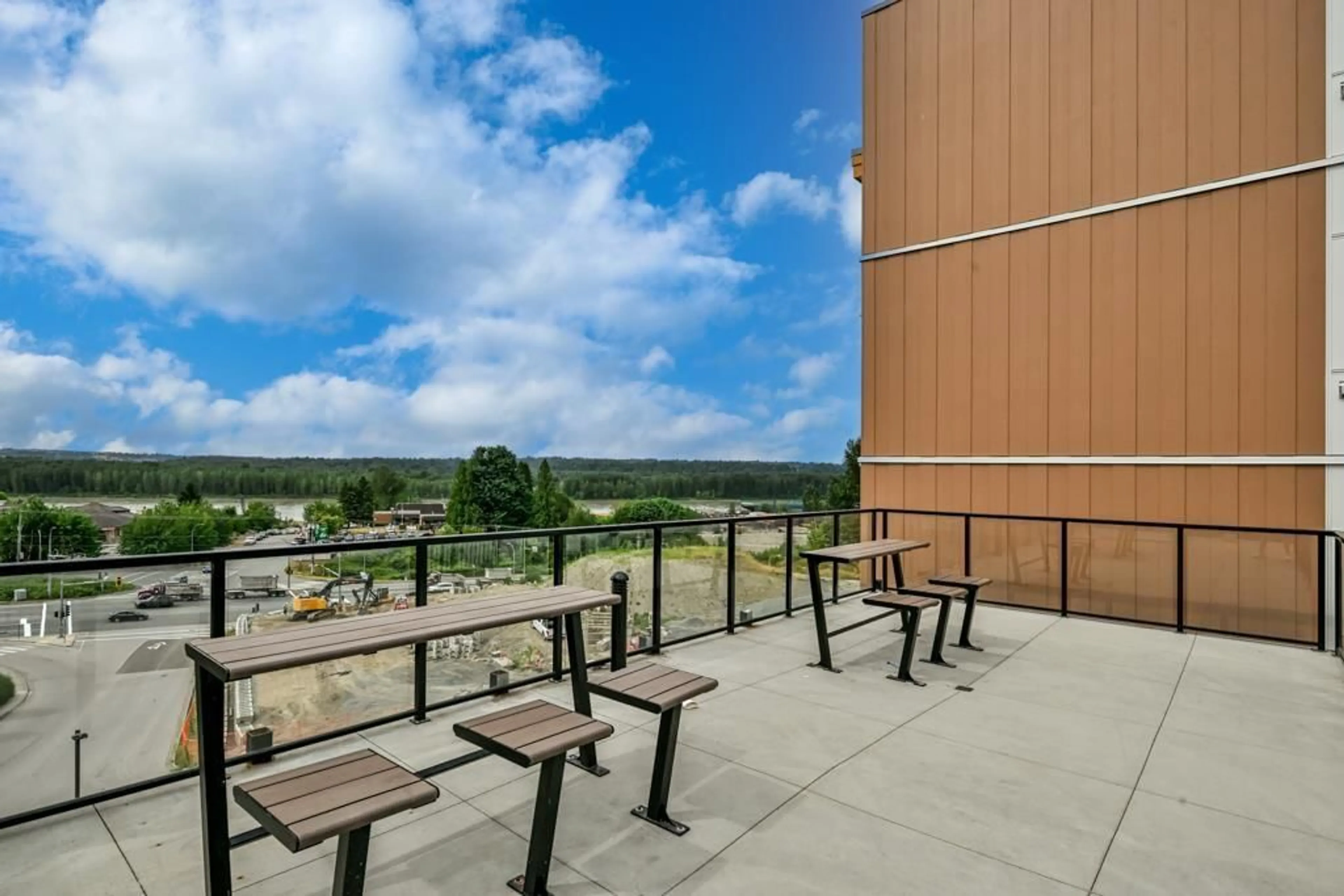 Patio, water/lake/river/ocean view for 210 - 31900 RAVEN AVENUE, Mission British Columbia V2V0H5