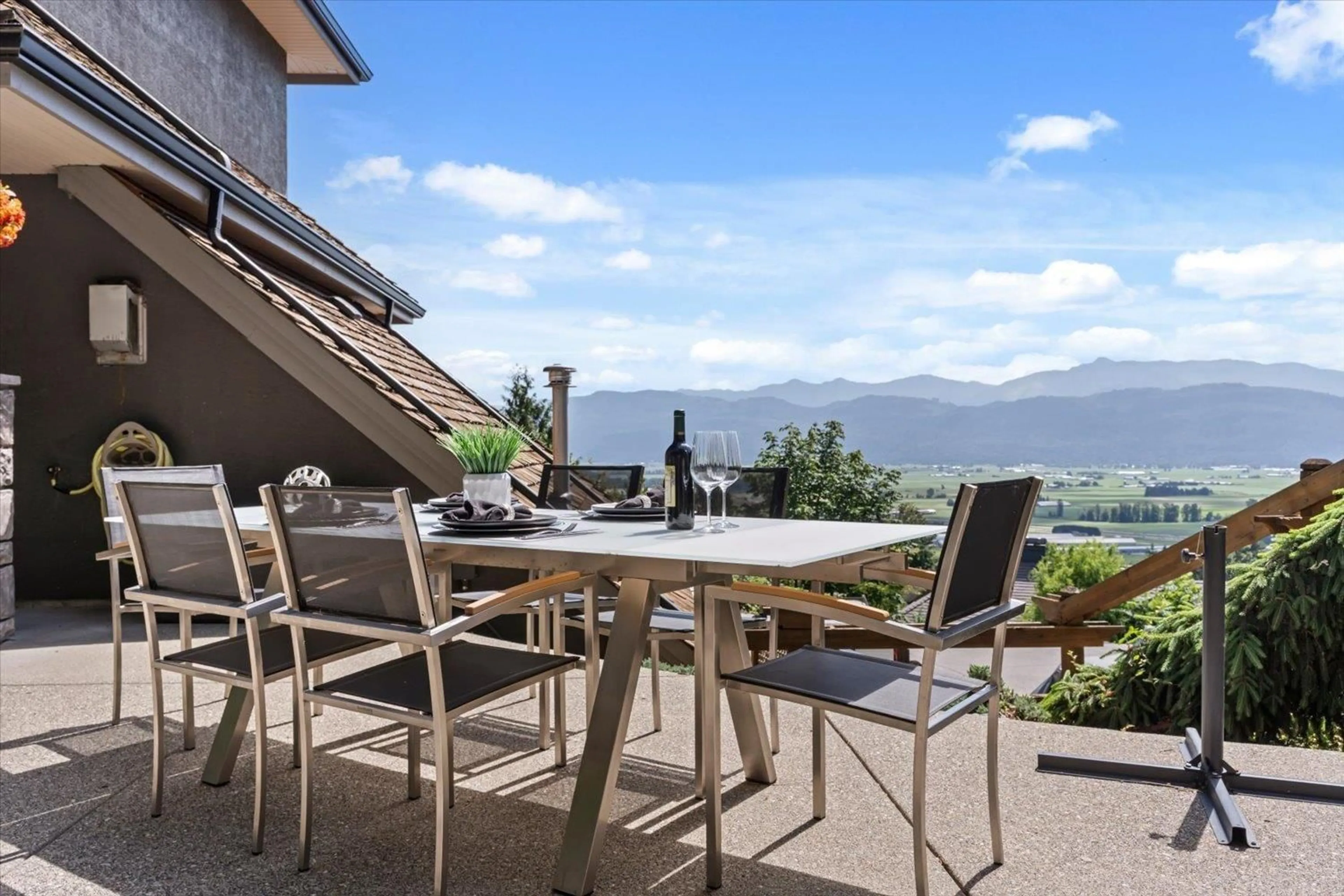 Patio, mountain view for 2655 STONECROFT DRIVE, Abbotsford British Columbia V3G1K8