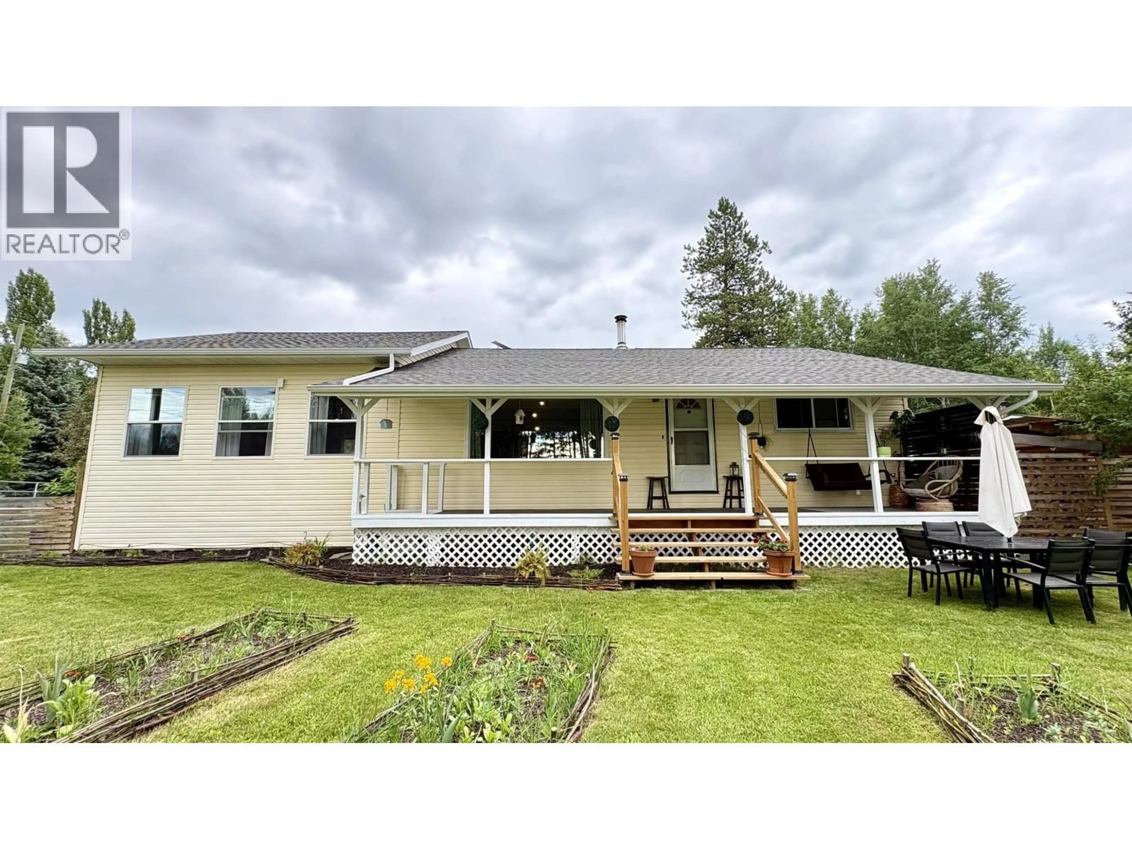 A pic from outside/outdoor area/front of a property/back of a property/a pic from drone, building for 4535 MYERS ROAD, Hixon British Columbia V2N5Z7