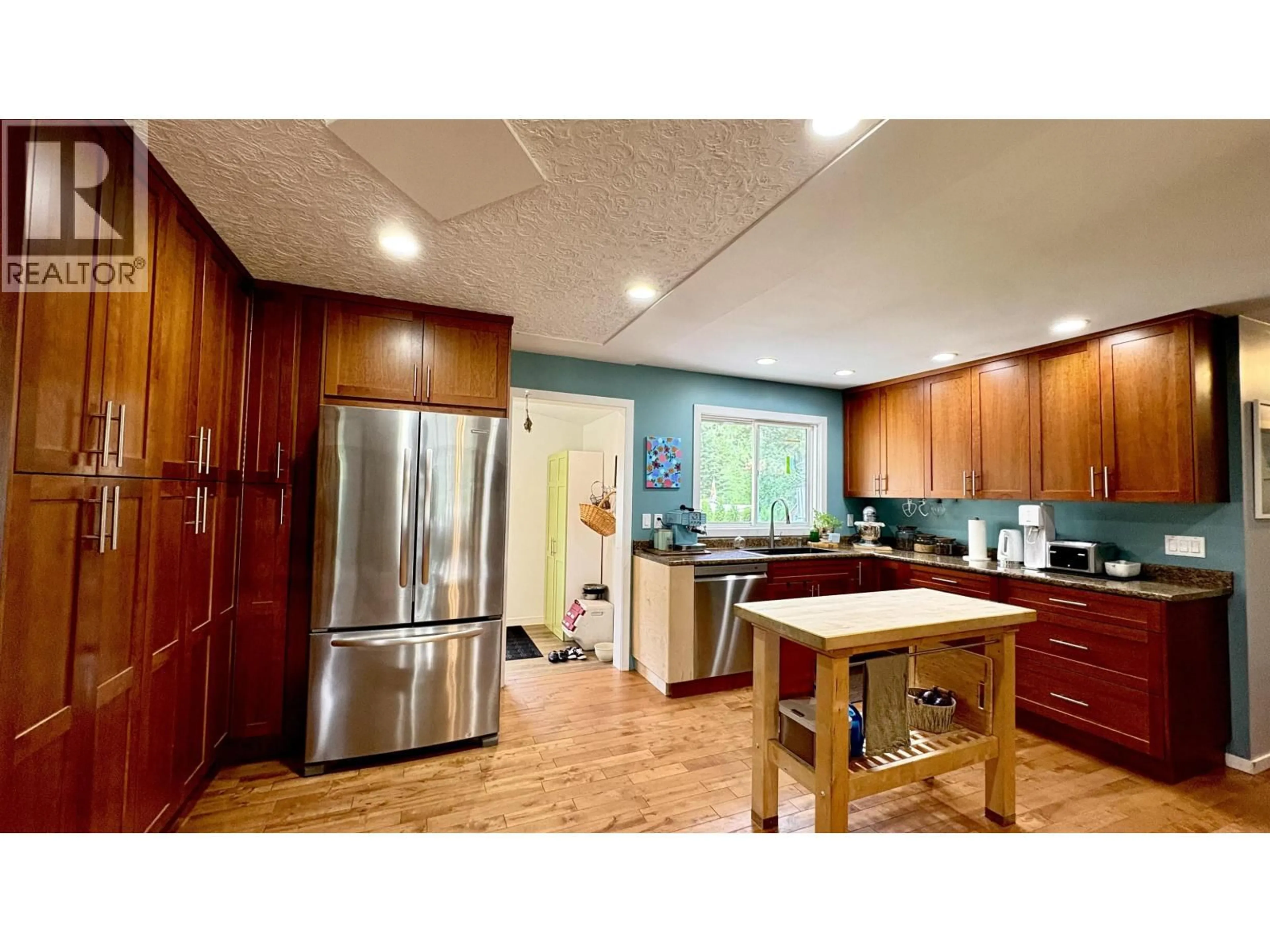 Unknown for 4535 MYERS ROAD, Hixon British Columbia V2N5Z7