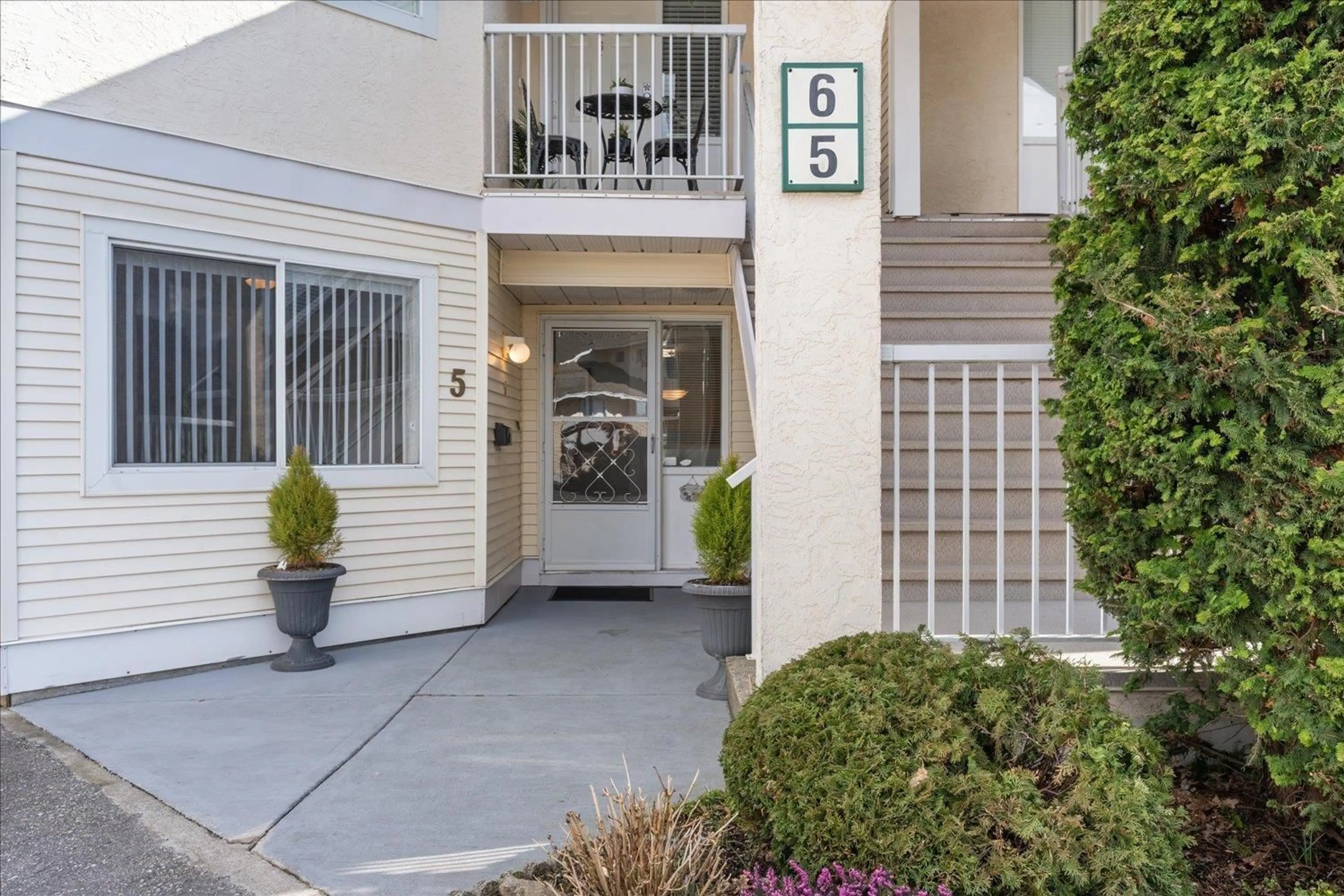 Unknown for 5 - 2475 EMERSON STREET, Abbotsford British Columbia V2T4W5