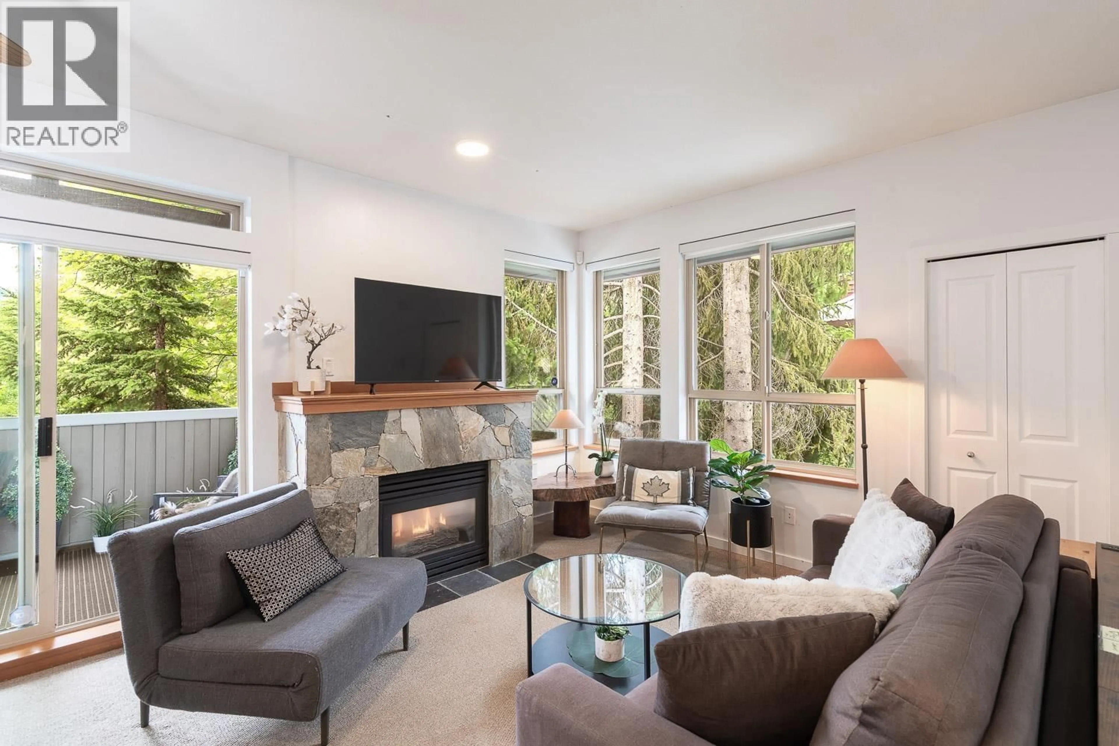 Living room with furniture, unknown for 20 - 4385 NORTHLANDS BOULEVARD, Whistler British Columbia V8E1C5