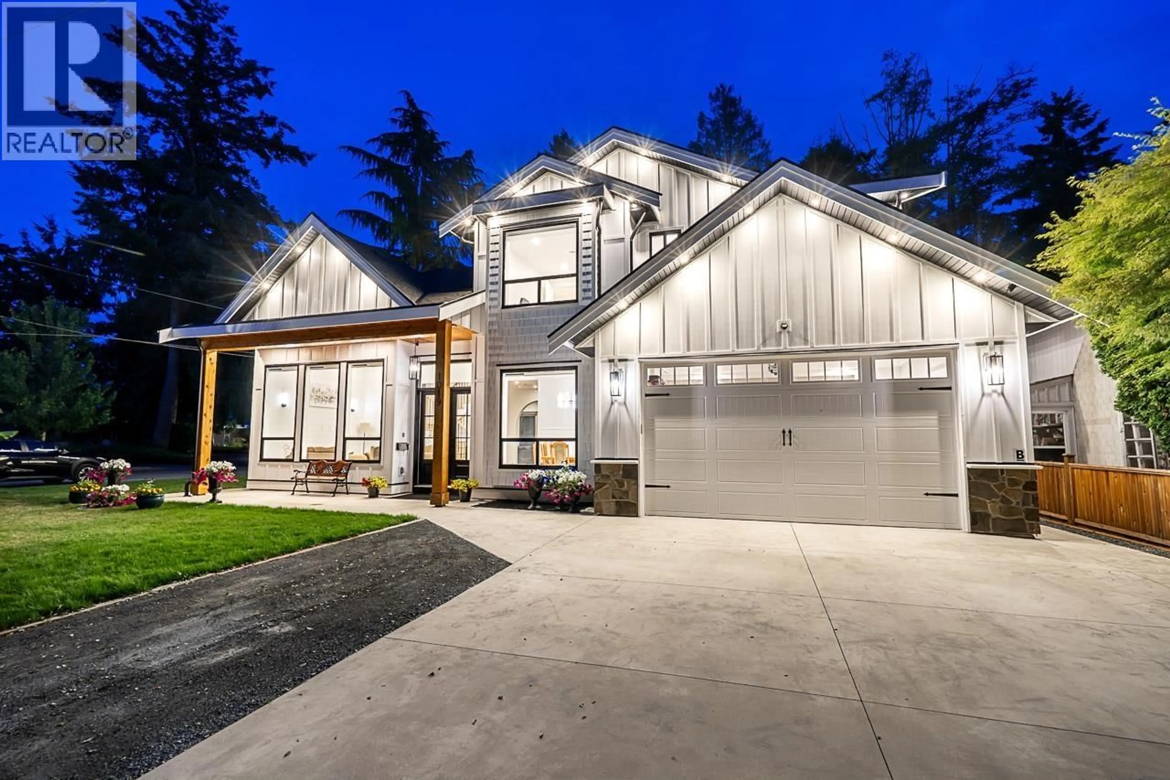 Home with vinyl exterior material, street for 1019 57 STREET, Delta British Columbia V4L1Y3