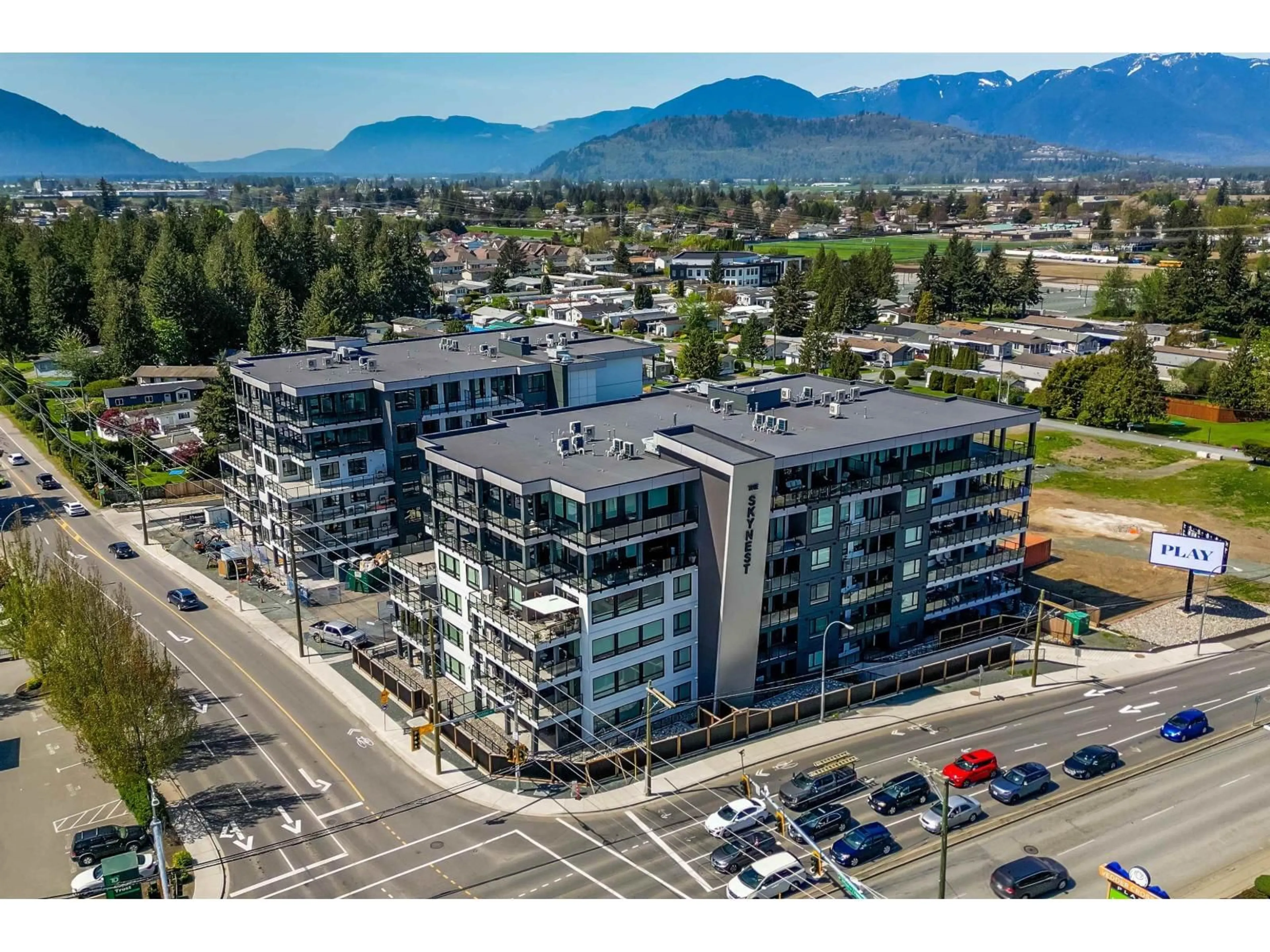 A pic from outside/outdoor area/front of a property/back of a property/a pic from drone, mountain view for 208 - 45745 WATSON ROAD, Chilliwack British Columbia V2R6K3