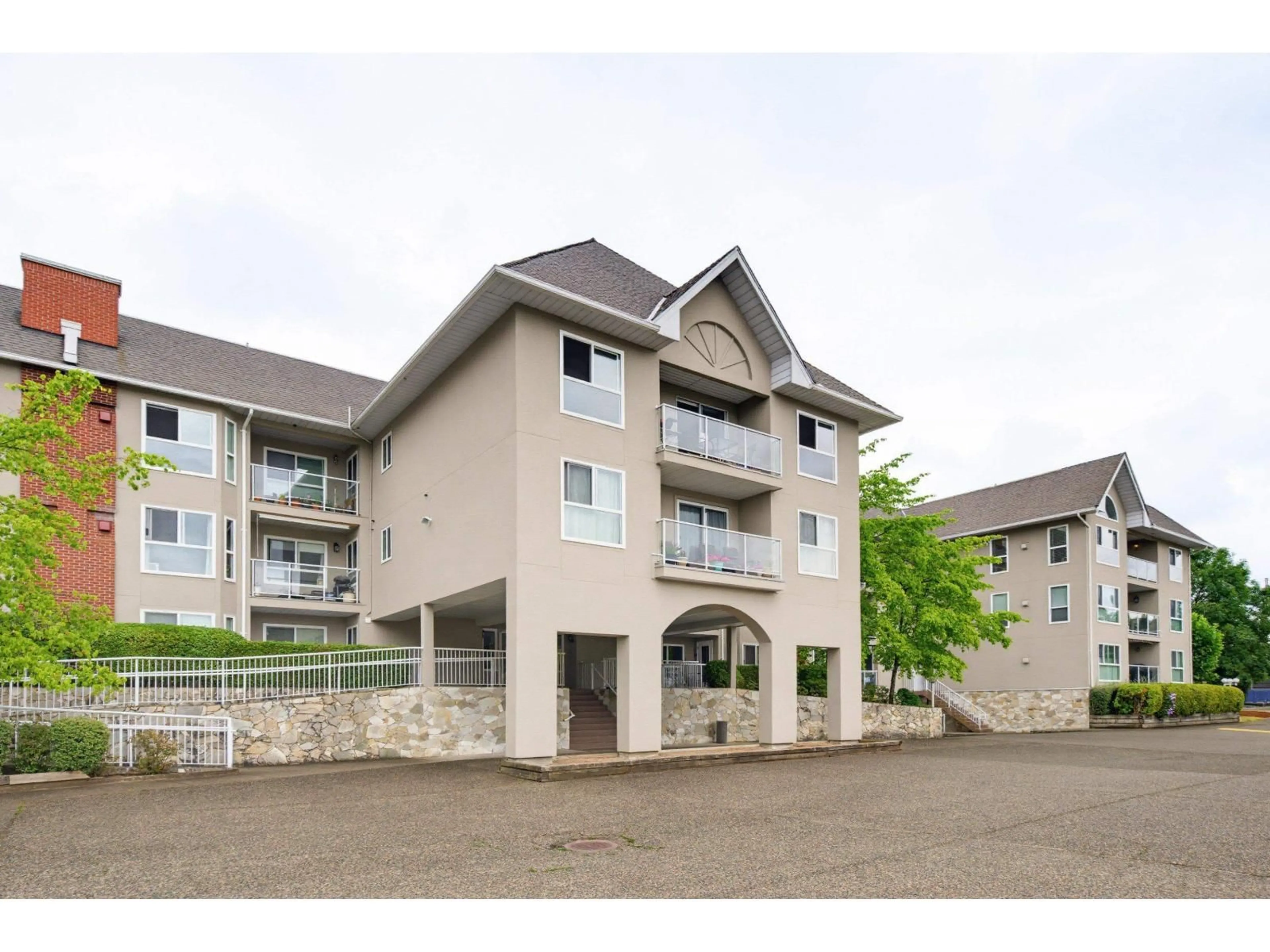Unknown for 314 - 19835 64 AVENUE, Langley British Columbia V2Y1L8