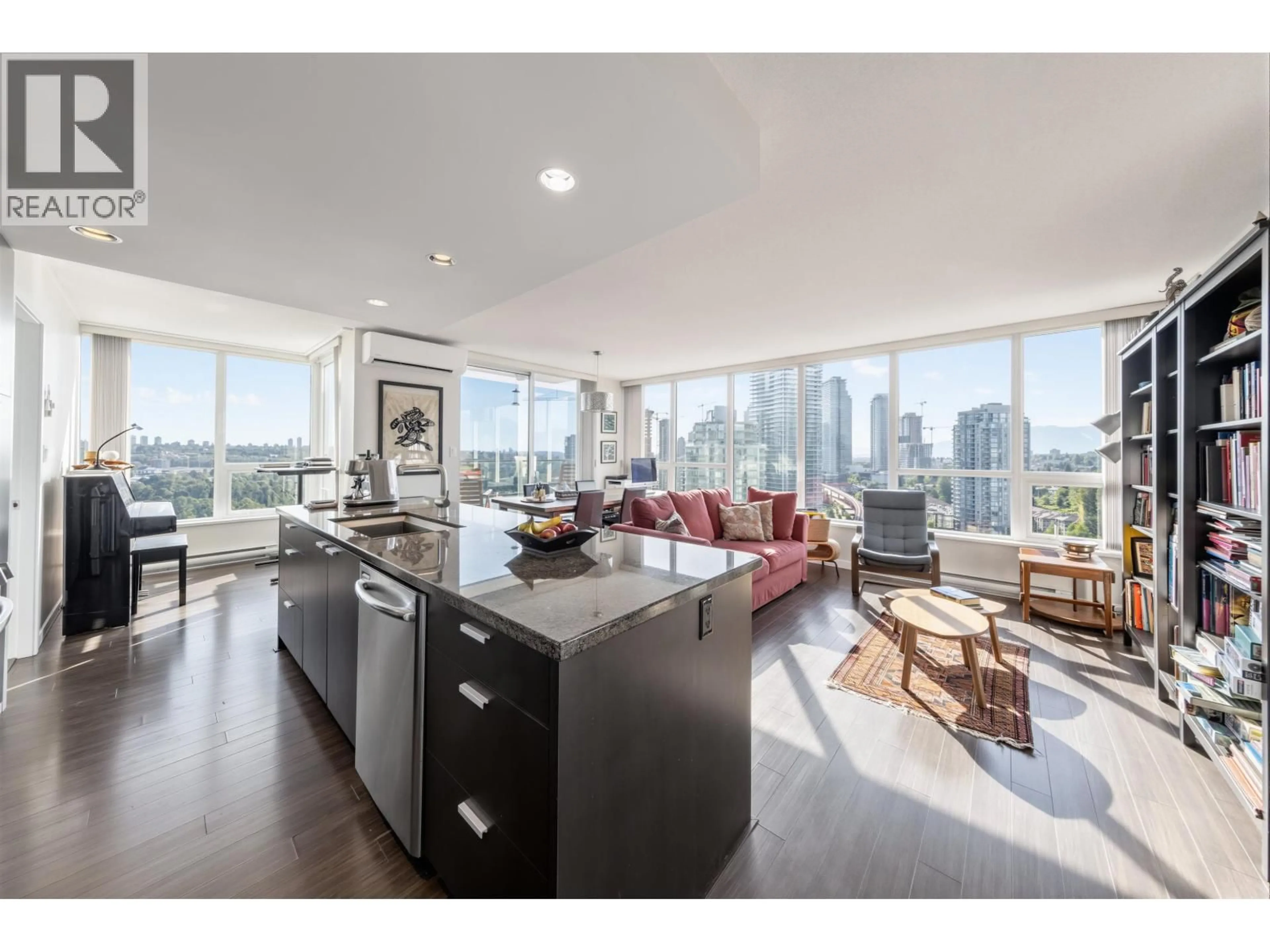 Open concept kitchen, unknown for 2603 - 2232 DOUGLAS ROAD, Burnaby British Columbia V5C0G9