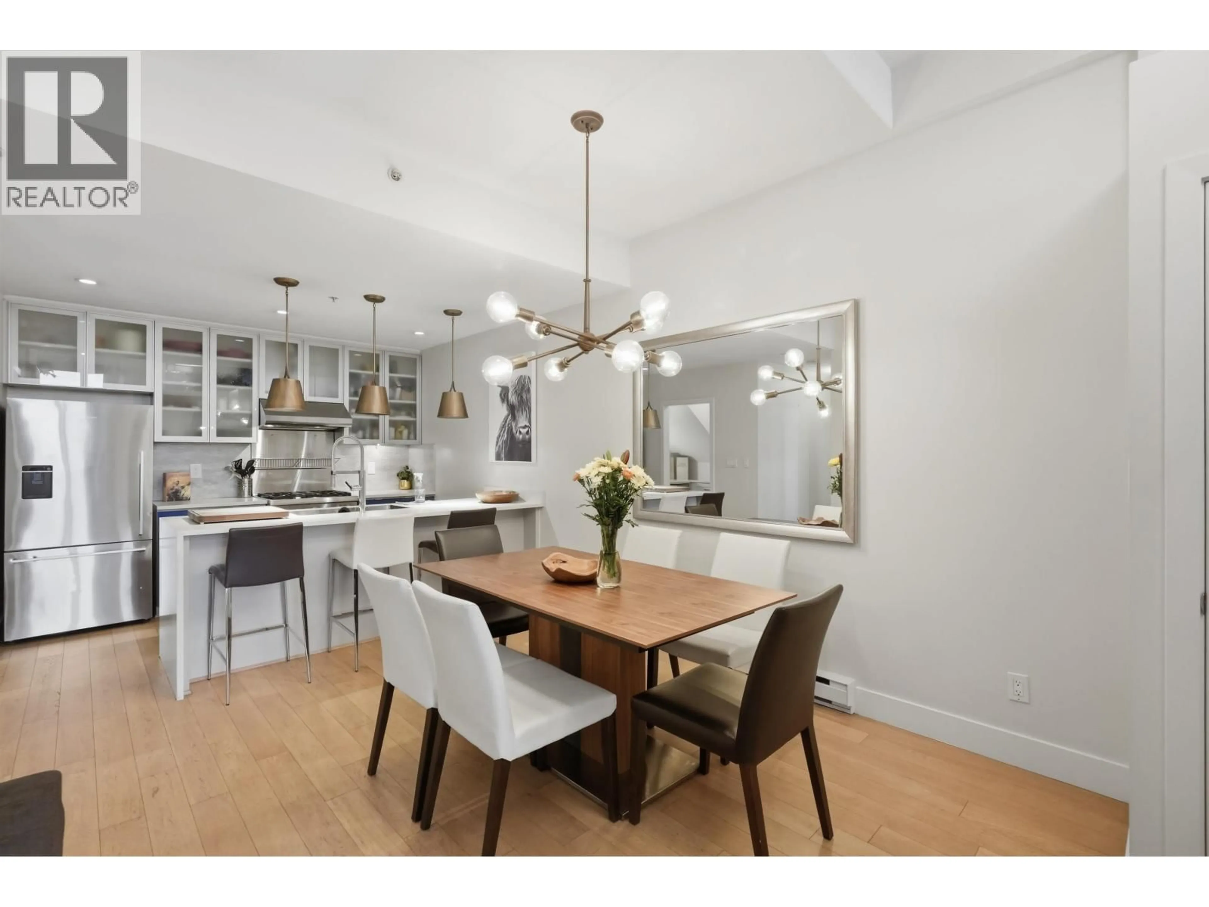 Unknown for 288 E 11 AVENUE, Vancouver British Columbia V5T2C3