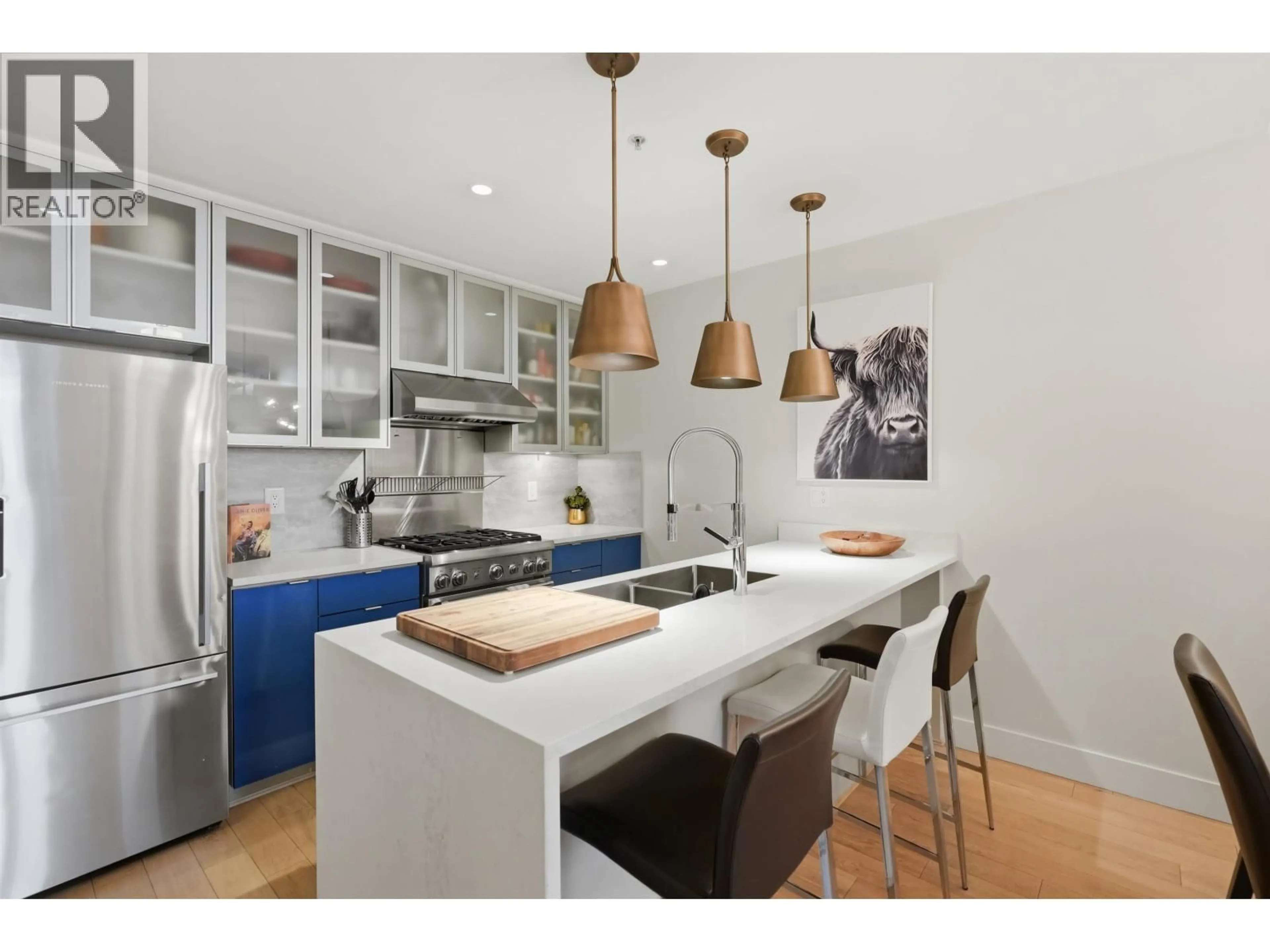 Open concept kitchen, unknown for 288 E 11 AVENUE, Vancouver British Columbia V5T2C3