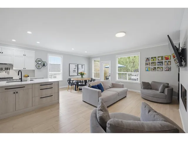 3763 MCKINLEY DRIVE, Abbotsford 4