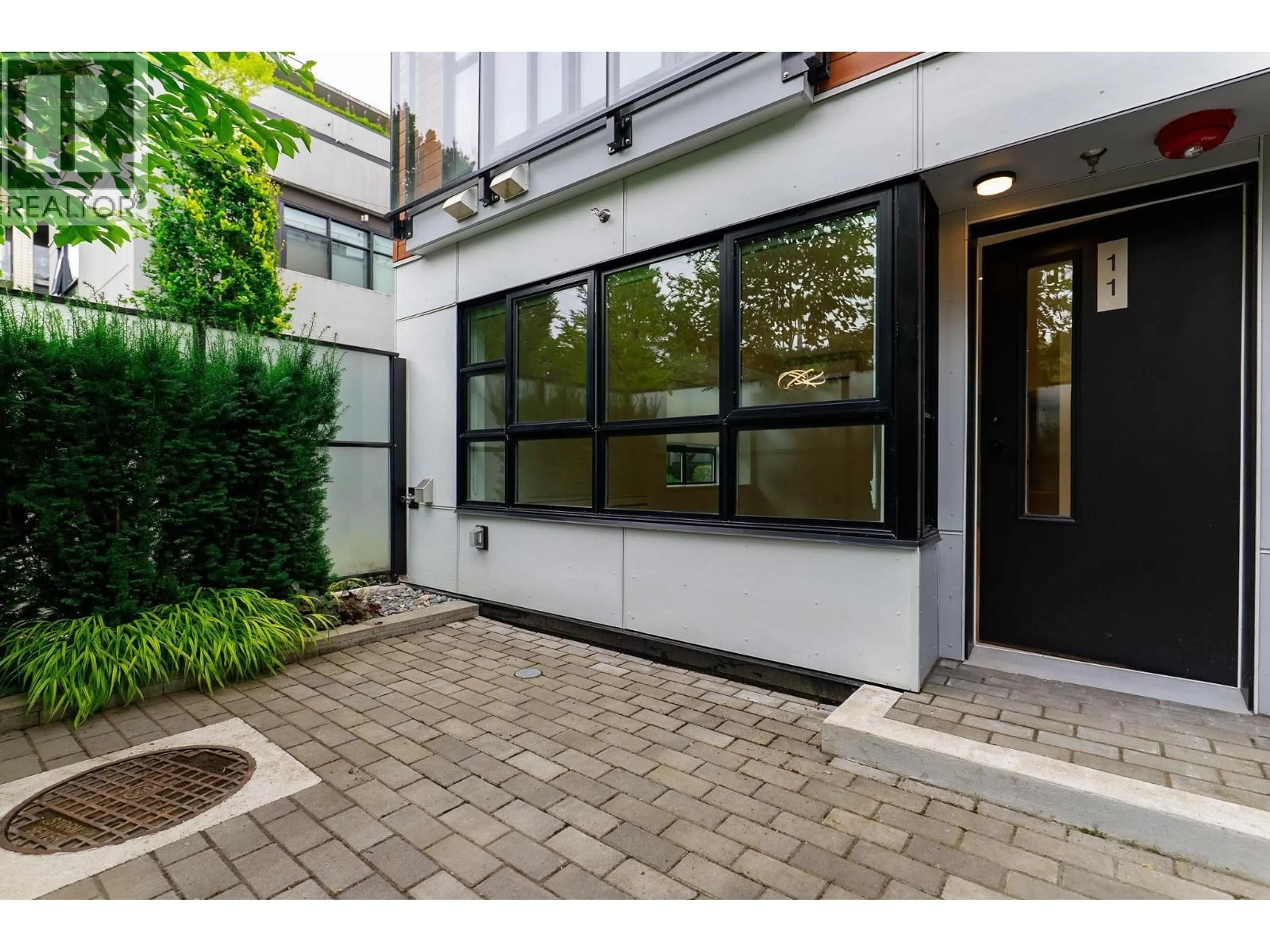 Unknown for 11 - 520 28TH AVENUE, Vancouver British Columbia V5Z2H1