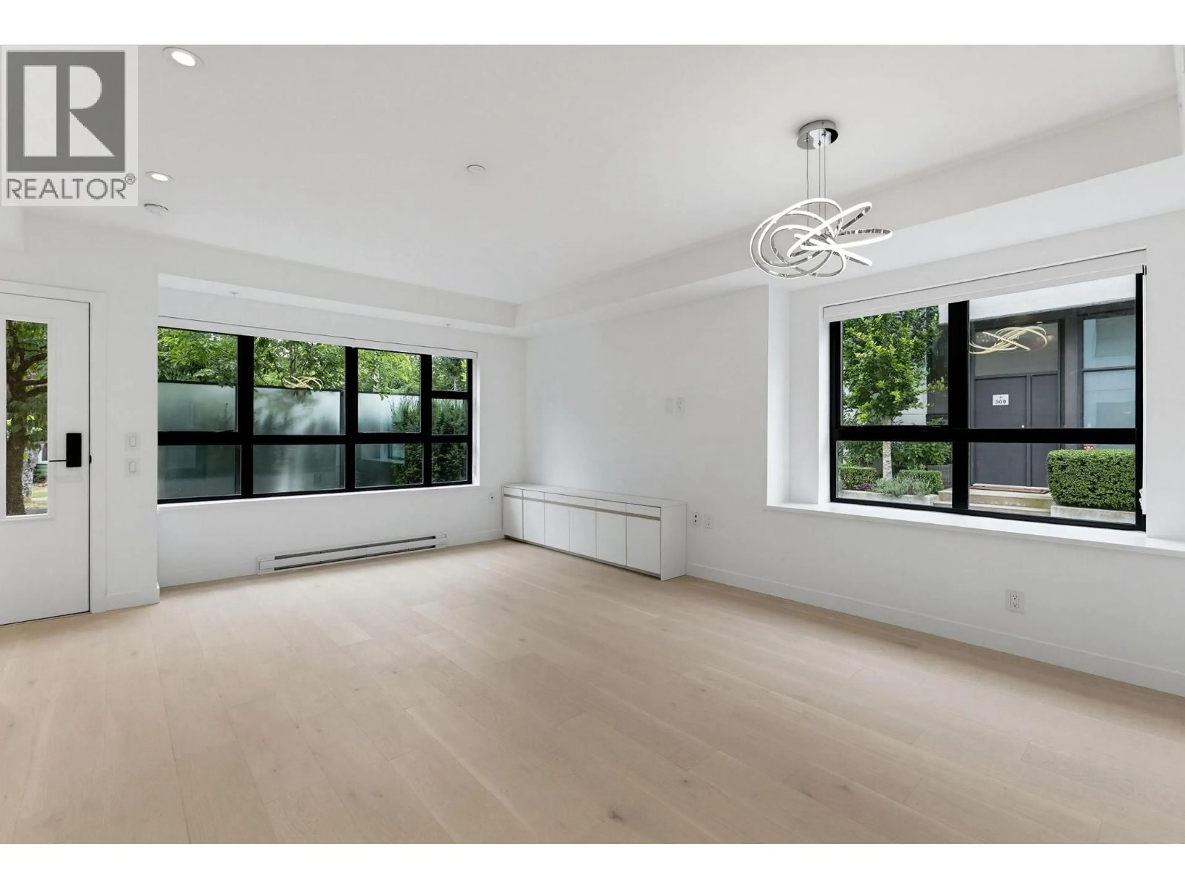 A pic of a room for 11 - 520 28TH AVENUE, Vancouver British Columbia V5Z2H1