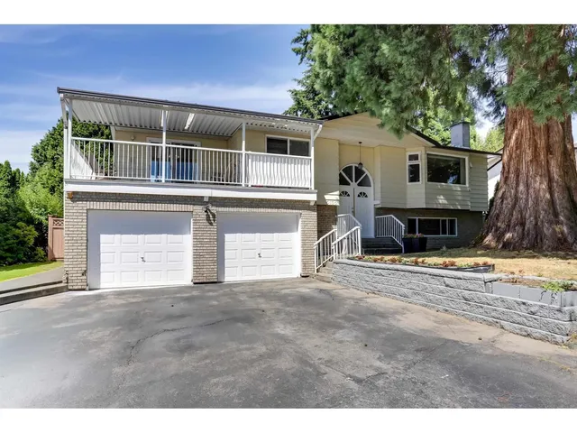 15135 86B AVENUE, Surrey 2