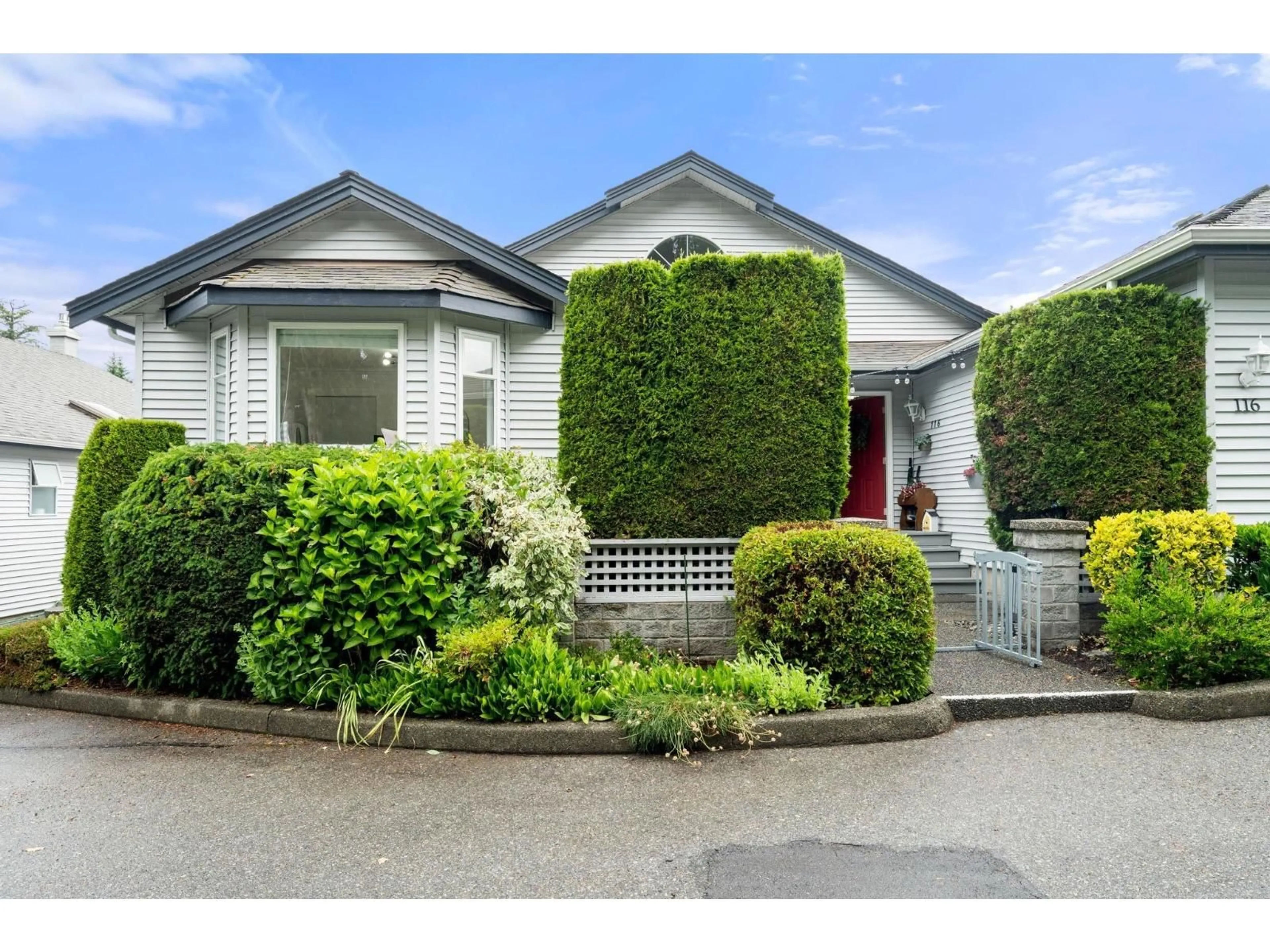 Unknown for 116 - 1744 128 STREET, Surrey British Columbia V4A3V4