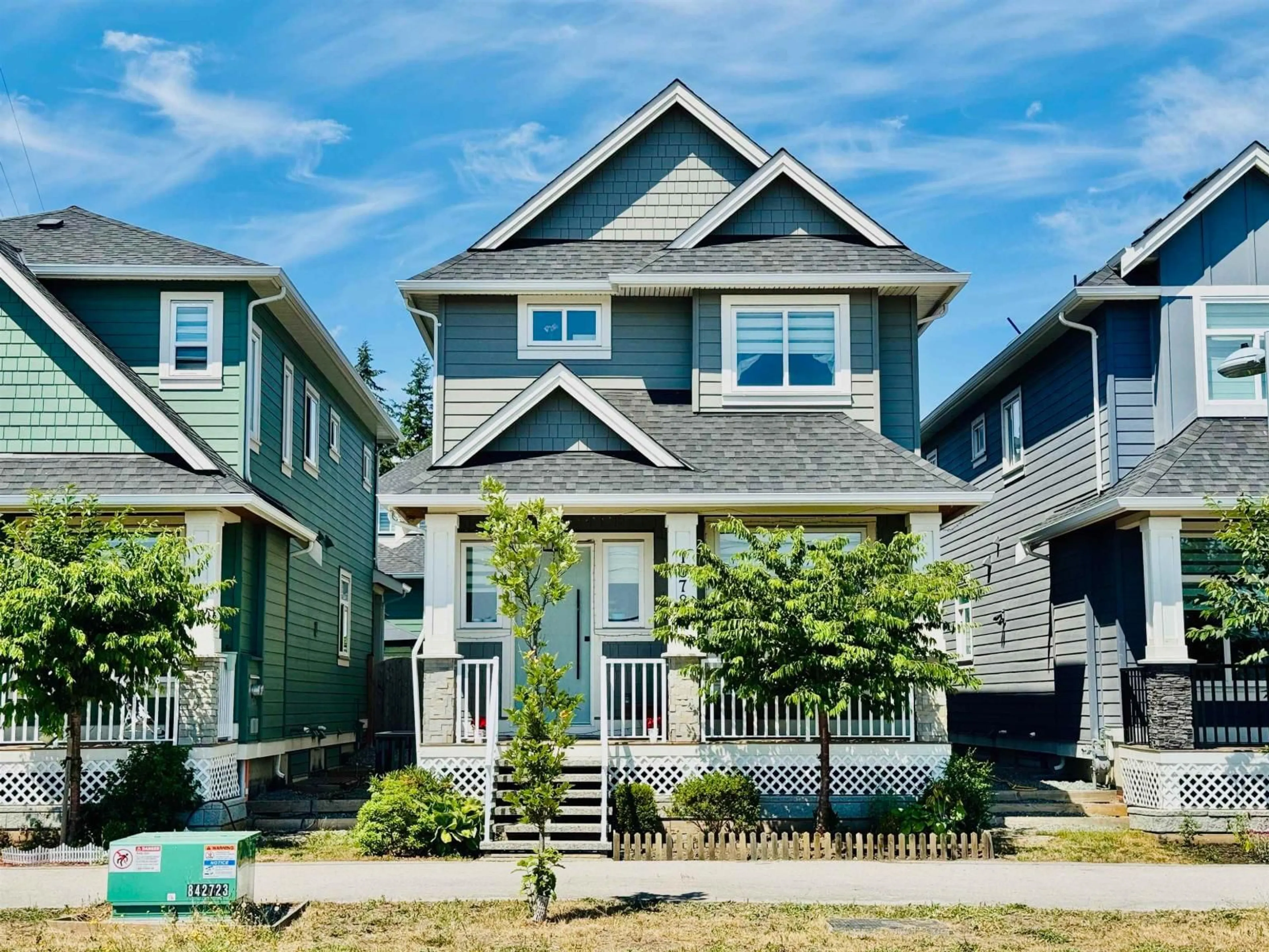Home with vinyl exterior material, street for 16781 20 AVENUE, Surrey British Columbia V3Z9M9