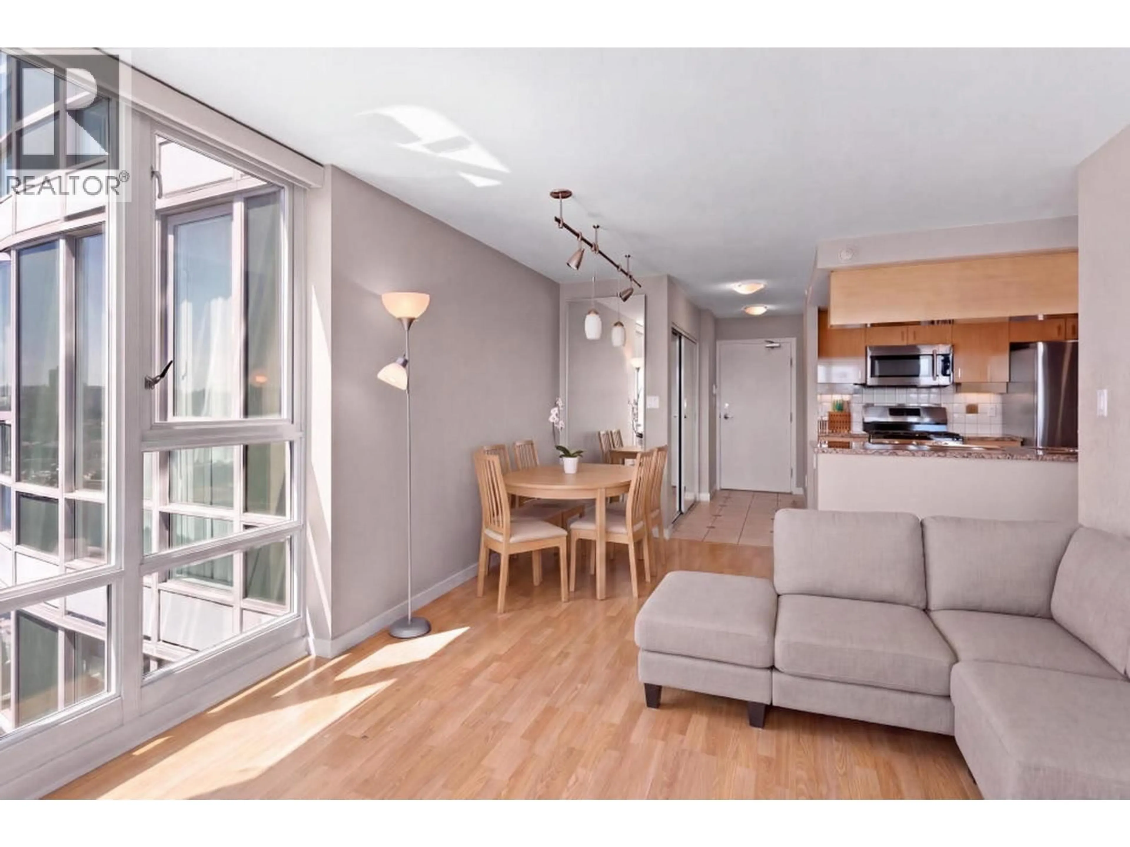 Unknown for 2505 - 1033 MARINASIDE CRESCENT, Vancouver British Columbia V6Z3A3
