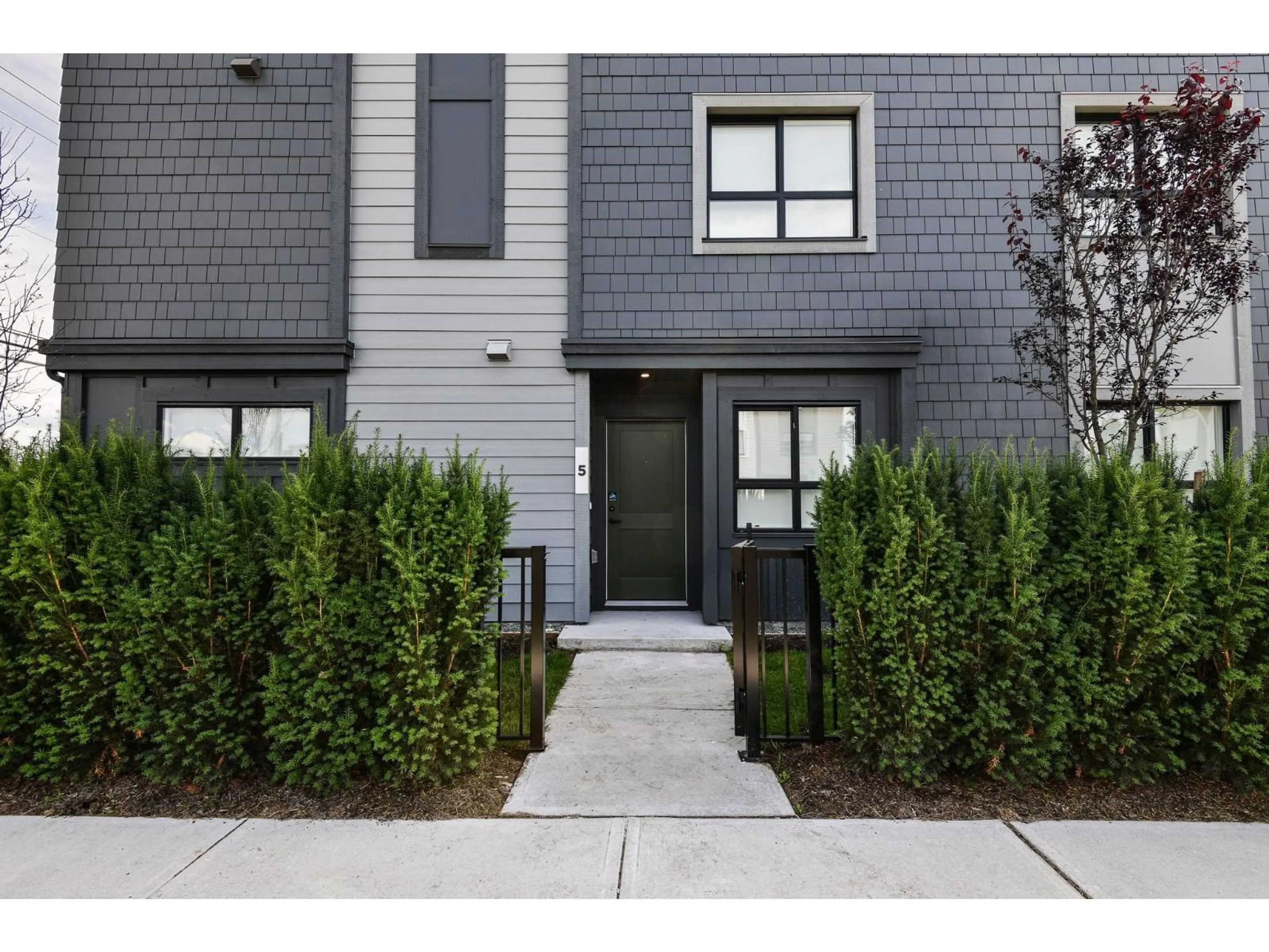 Unknown for 5 - 33520 KINGSTON AVENUE, Abbotsford British Columbia V2S0R6