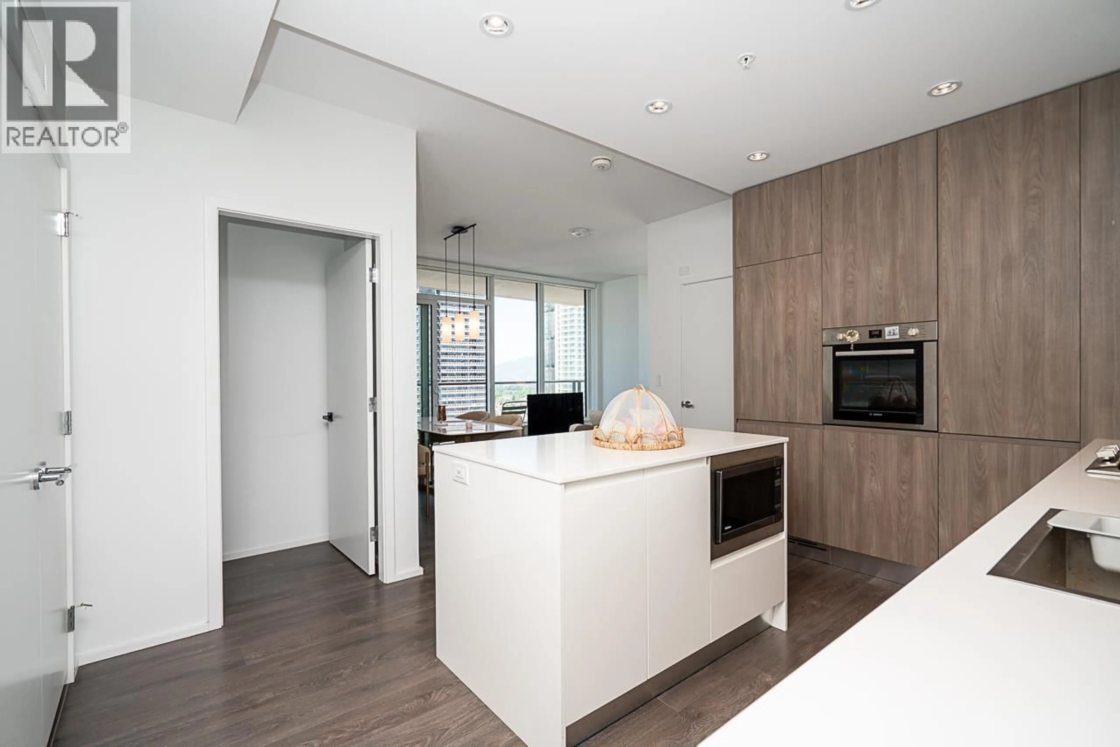 Contemporary kitchen, wood/laminate floor for 2407 - 4650 BRENTWOOD BOULEVARD, Burnaby British Columbia V5C0M3