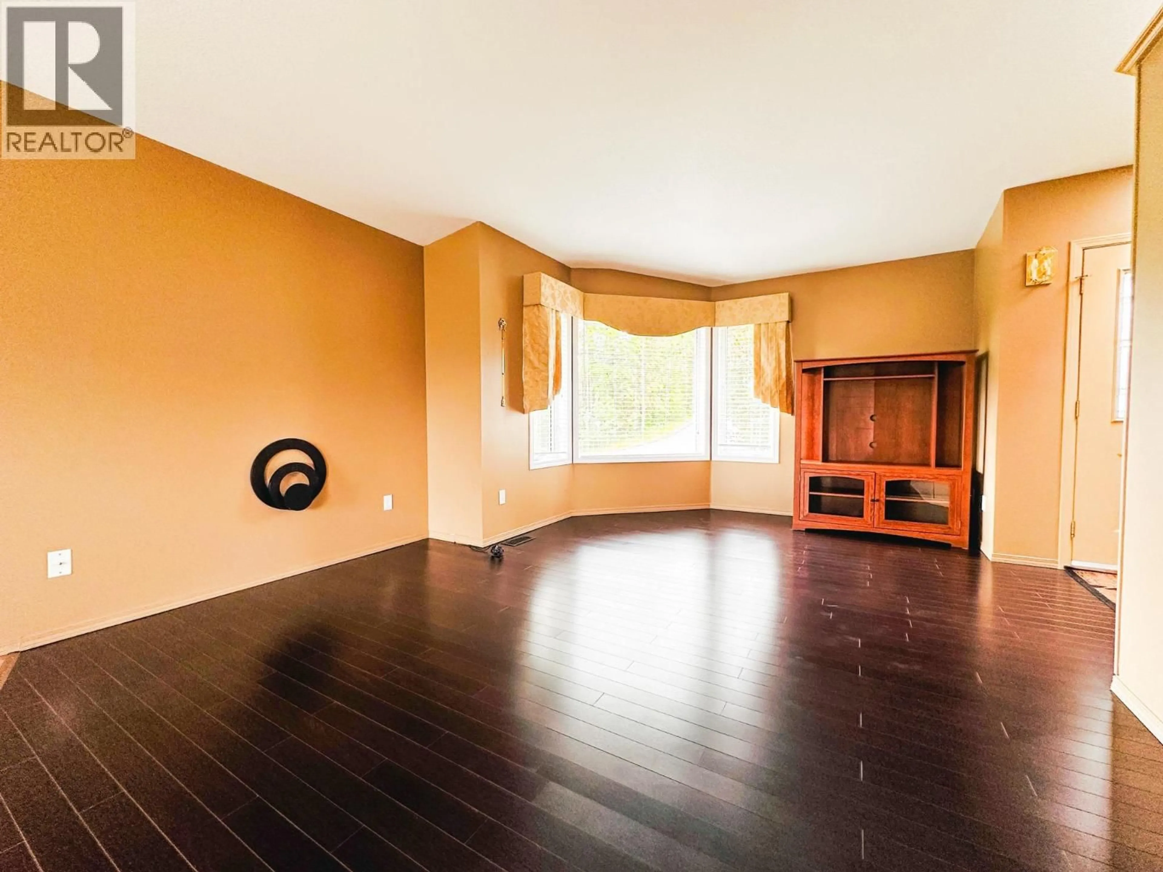 A pic of a room for 308 3RD AVENUE, Burns Lake British Columbia V0J1E0