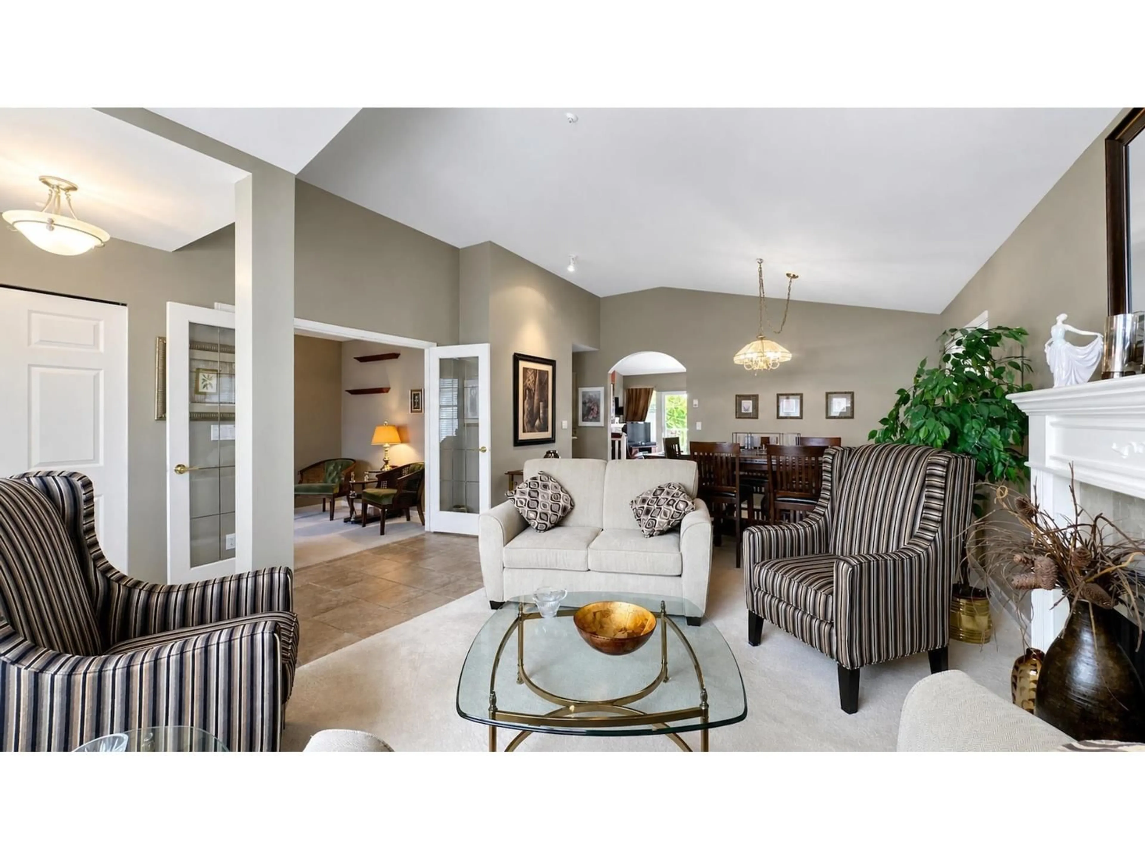 Living room with furniture, unknown for 50 - 20751 87TH AVENUE, Langley British Columbia V1M2X3