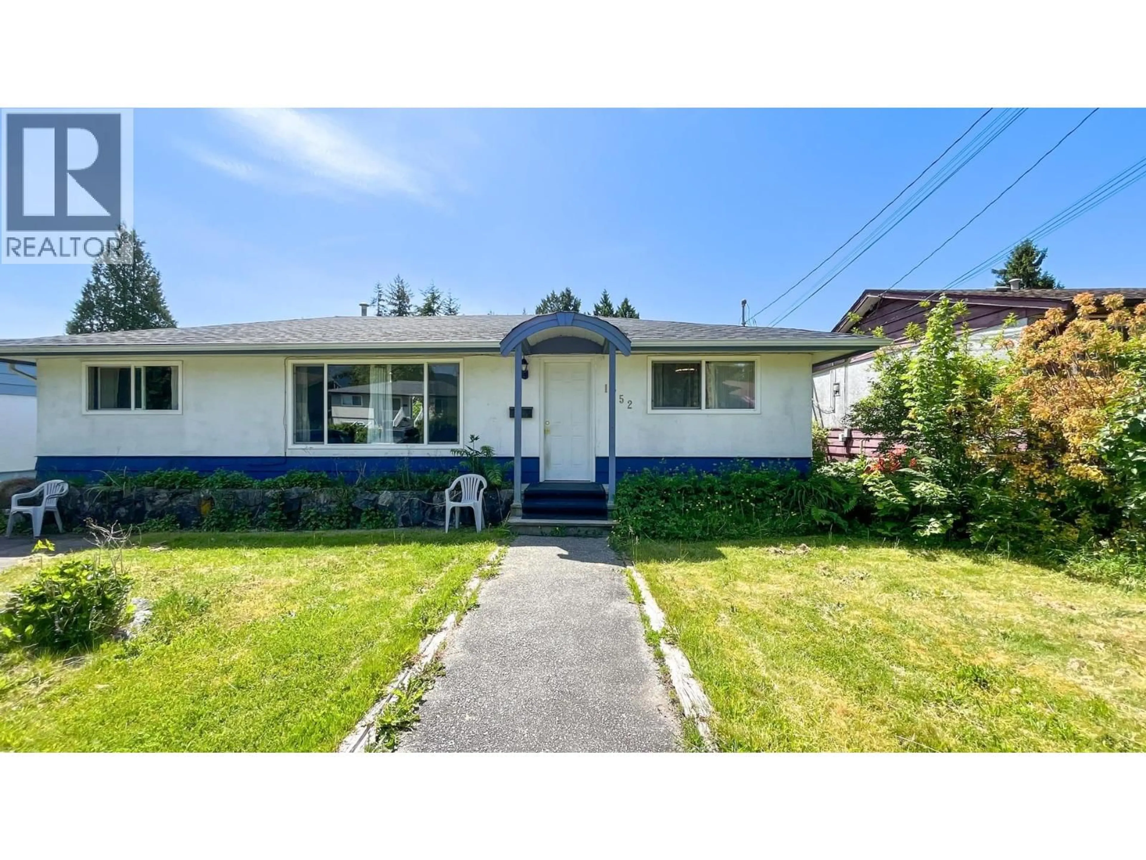 Home with vinyl exterior material, street for 1752 DORSET AVENUE, Port Coquitlam British Columbia V3B2A2
