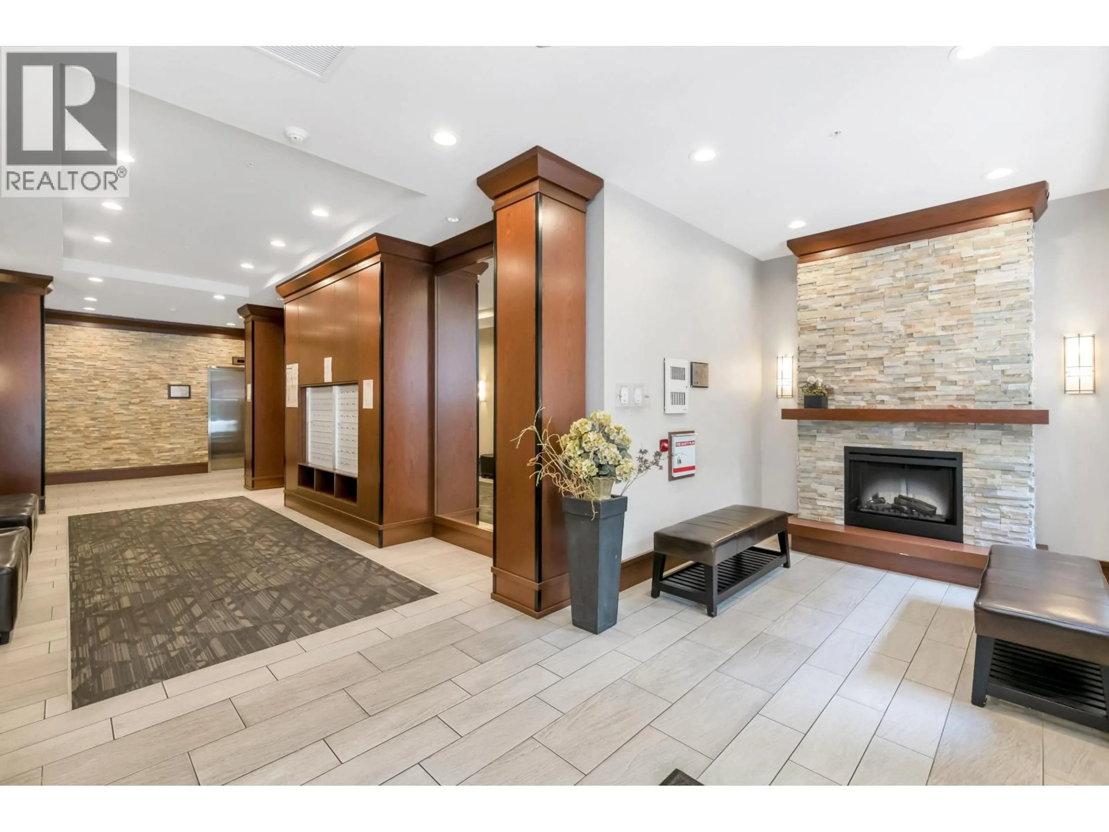 Lobby for 317 - 4799 BRENTWOOD DRIVE, Burnaby British Columbia V5C0C4
