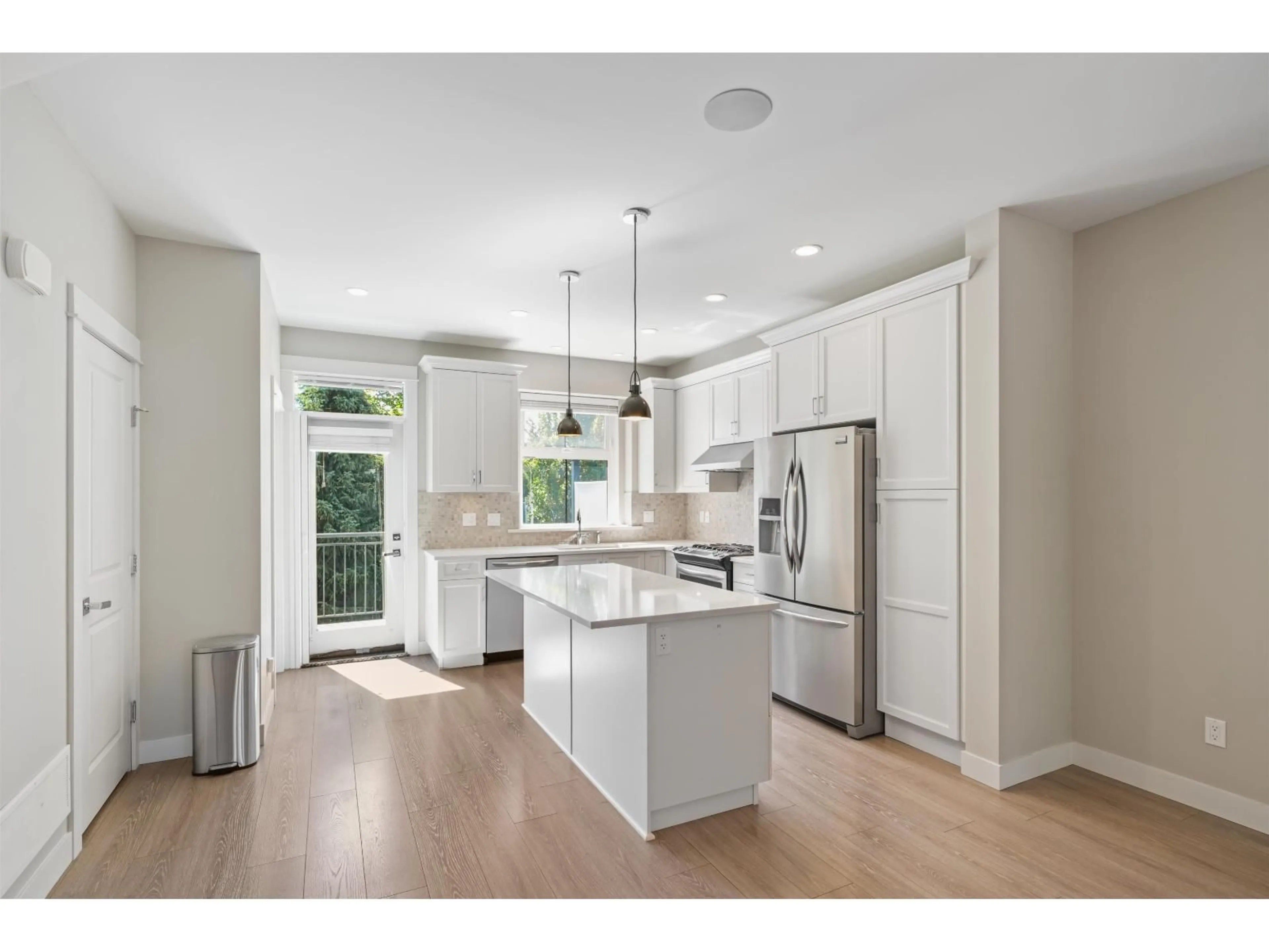 Open concept kitchen, unknown for 2 - 3303 ROSEMARY HEIGHTS CRESCENT, Surrey British Columbia V3Z0K7