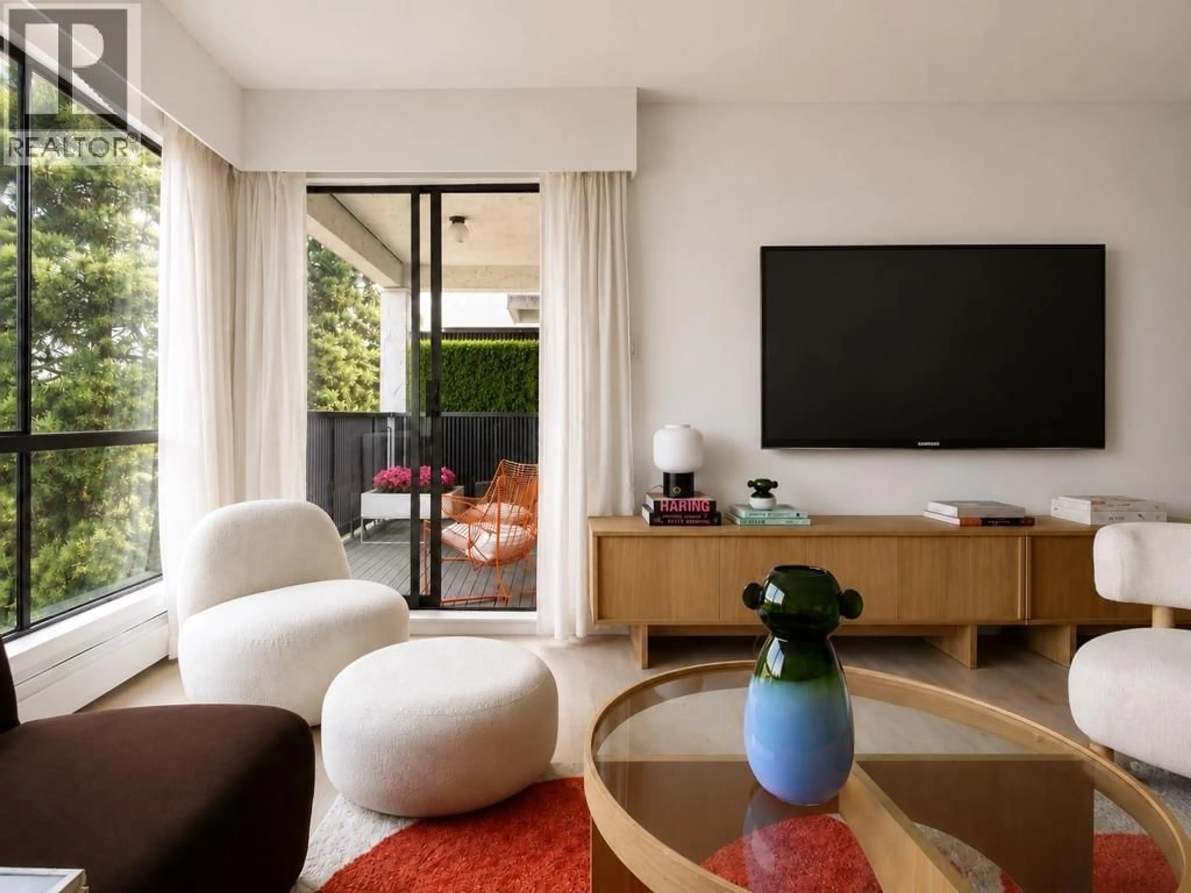 Living room with furniture, unknown for 302 - 1877 5TH AVENUE, Vancouver British Columbia V6J1P5